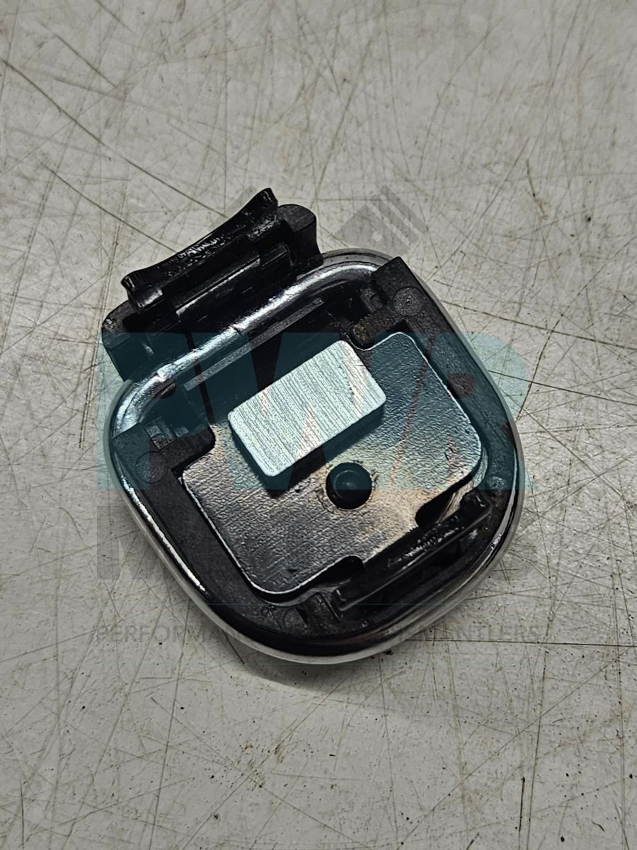 BMW X5 X6 E70 E71 Boot Floor Tie Down Lashing Eye 7146024