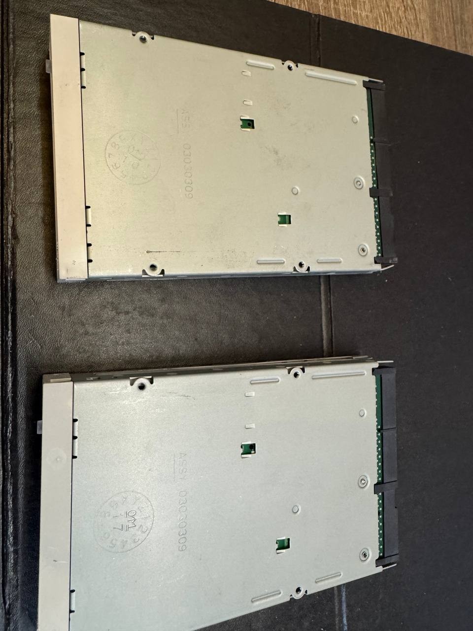 Lot of 2 Internal Iomega Zip 250 (Z250ATAPI) IDE Drives – Untested