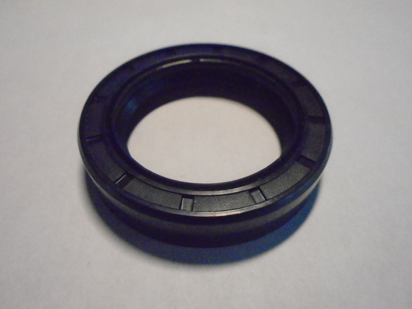 TC 35X50X10 DOUBLE LIPS METRIC OIL / DUST SEAL 35mm X 50mm X 10mm WITH SPRING