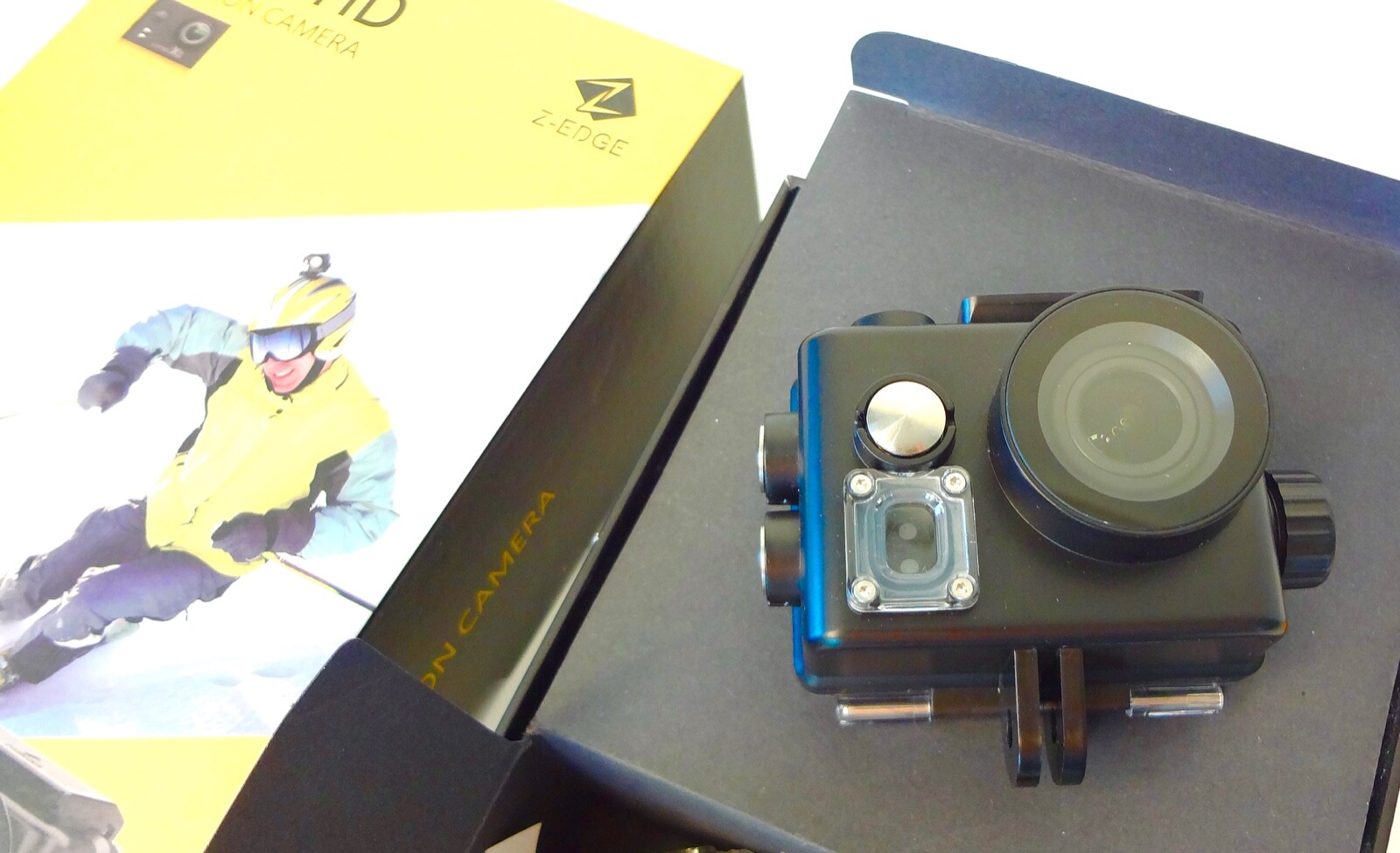 Camera 4K UHD Z-Edge X1 WaterProof . NEW . SUPERB . BOXED . SUPER . NEW (RARE)