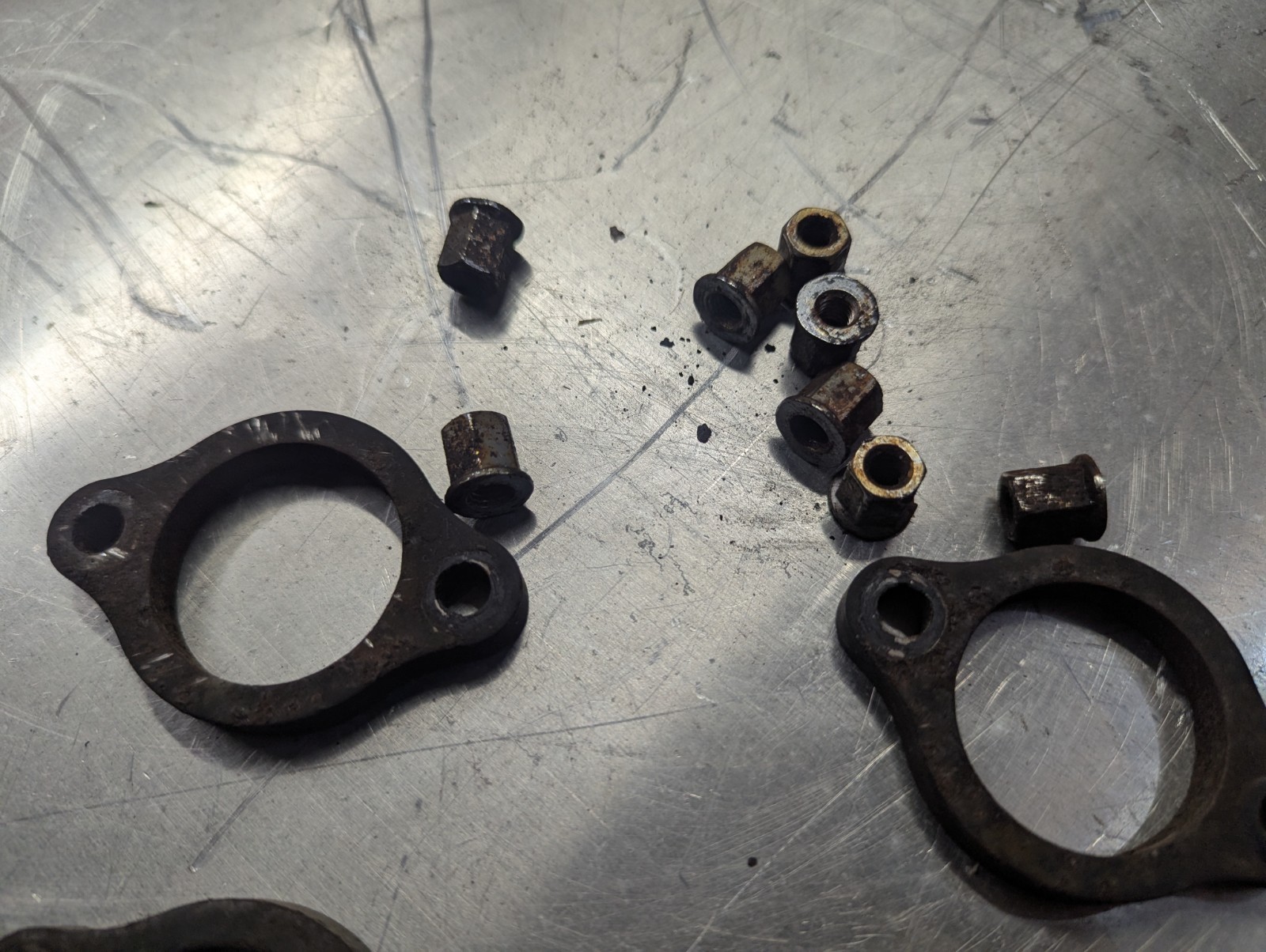 98-01 HONDA INTERCEPTOR VFR800 exhaust flange and nuts