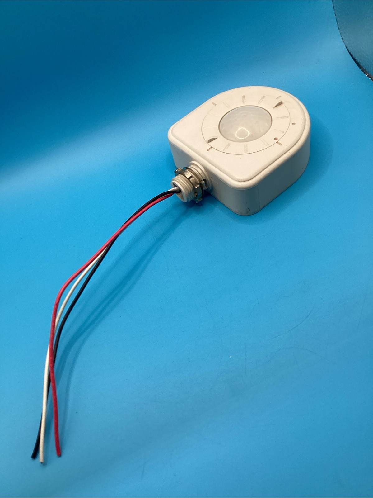 Leviton OSFHU-ITW High Bay Passive Infrared Occupancy Sensor  Used