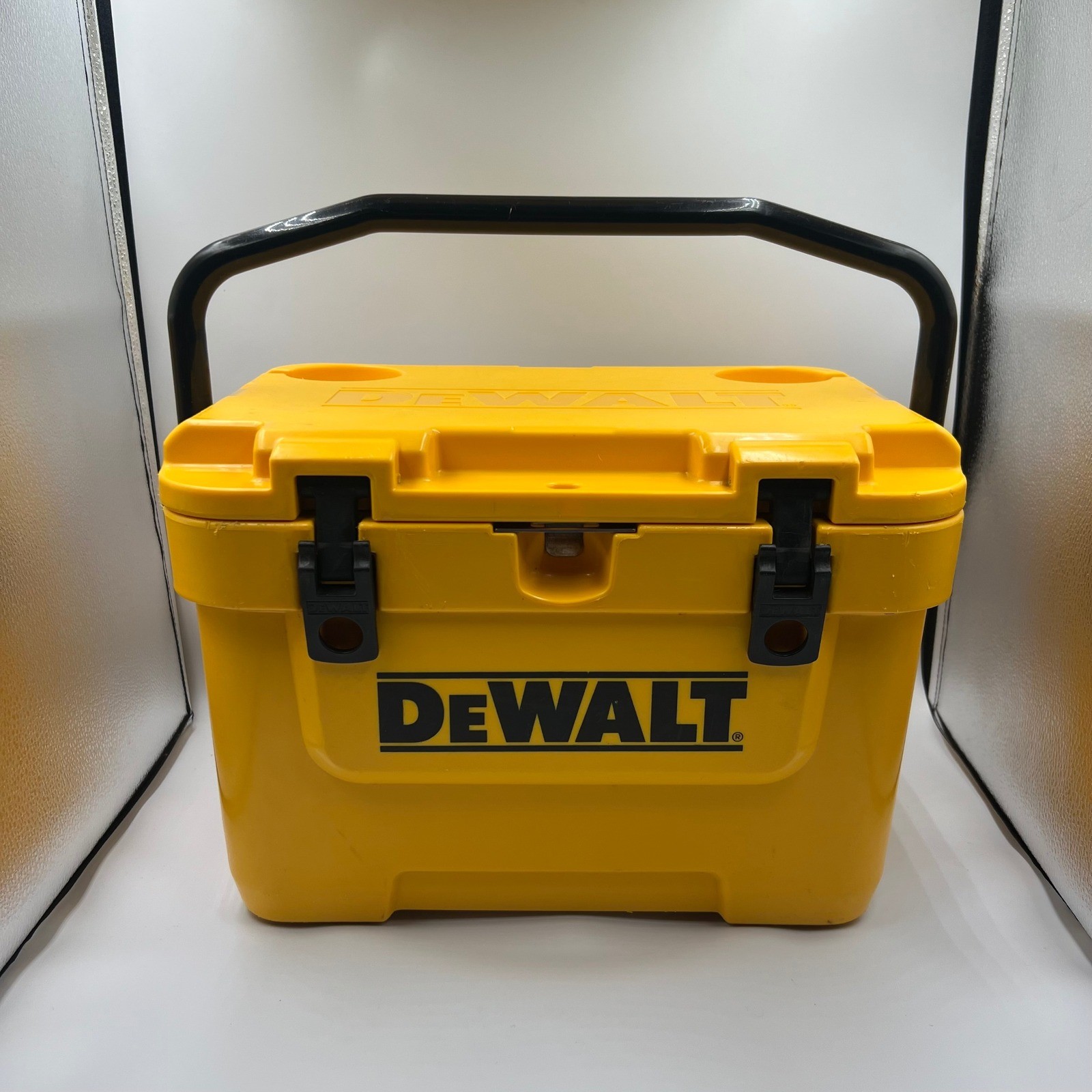 DEWALT Roto Molded Cooler, 10 Quart, DeWalt Yellow, DXC10QT