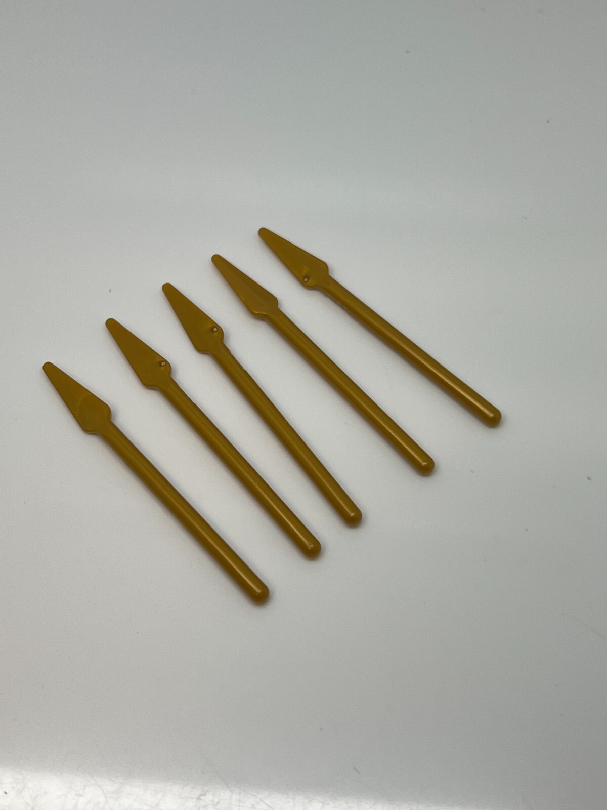 Lego Minifigure Weapon Lot Of 5 Pearl Gold Spears W#8