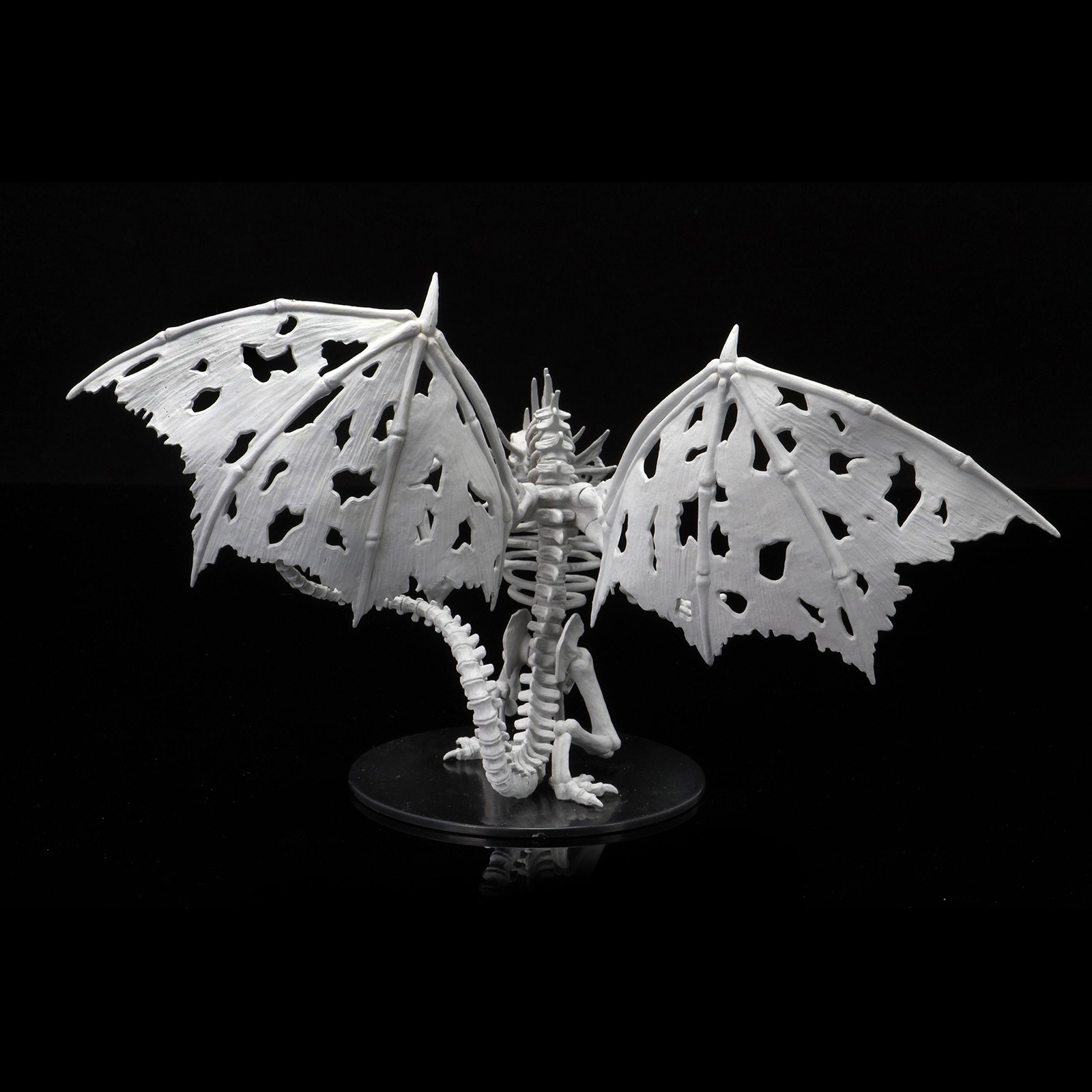 Pathfinder Battles Deep Cuts - Gargantuan Skeletal Dragon