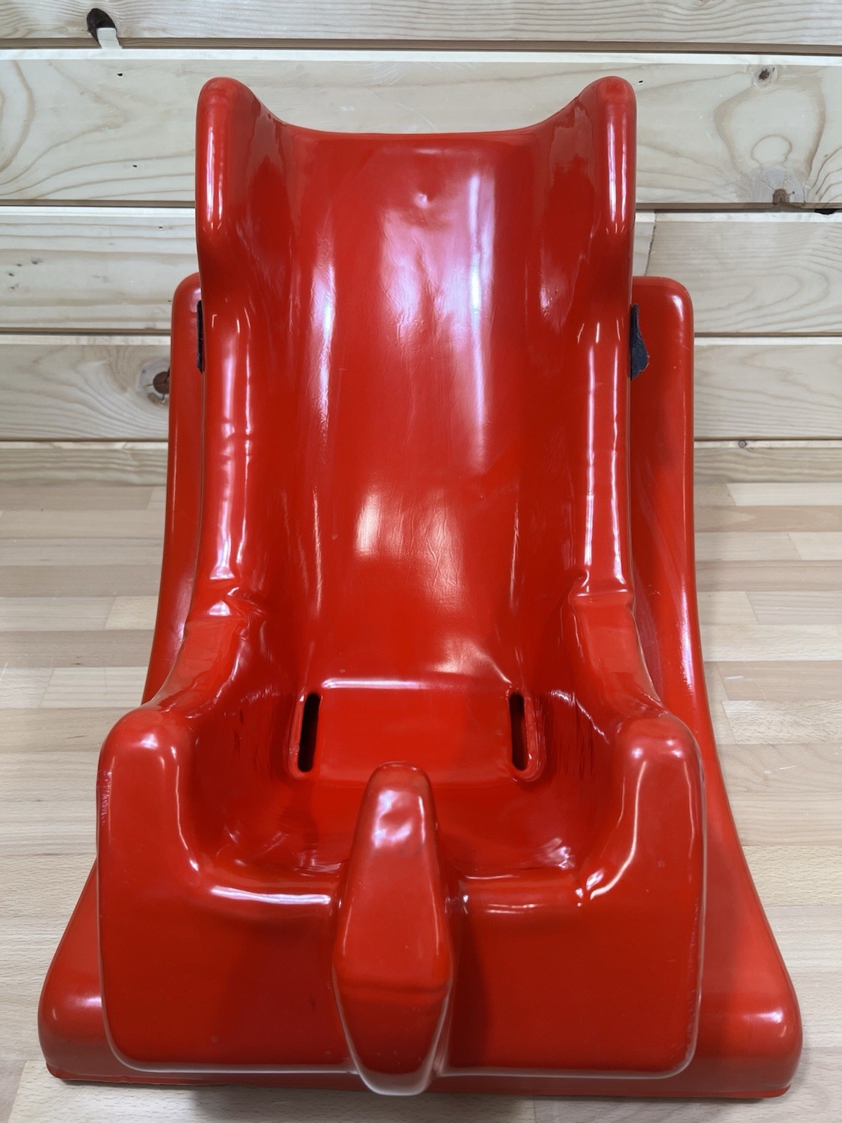 TUMBLE FORMS Feeder Seat Positioner and Tumble Forms Wedge No Belts