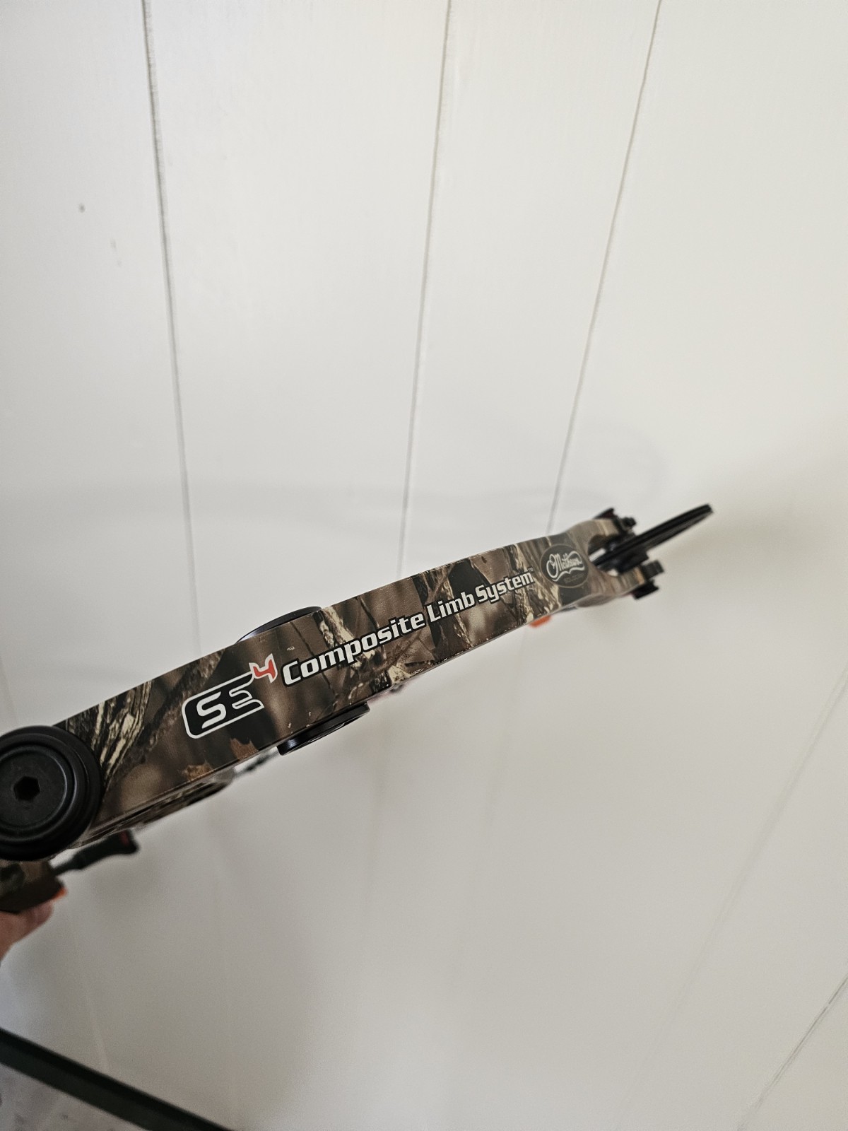 Mathews Z7 Compound Bow