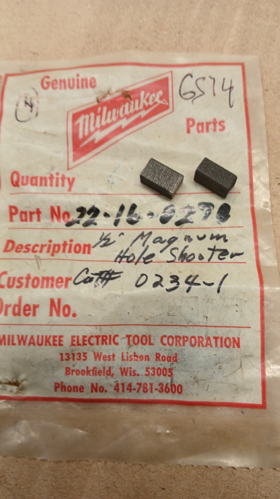 Milwaukee 22-16-0270 CAT#0234-1  BRUSHES (PAIR 2)   #GS-74