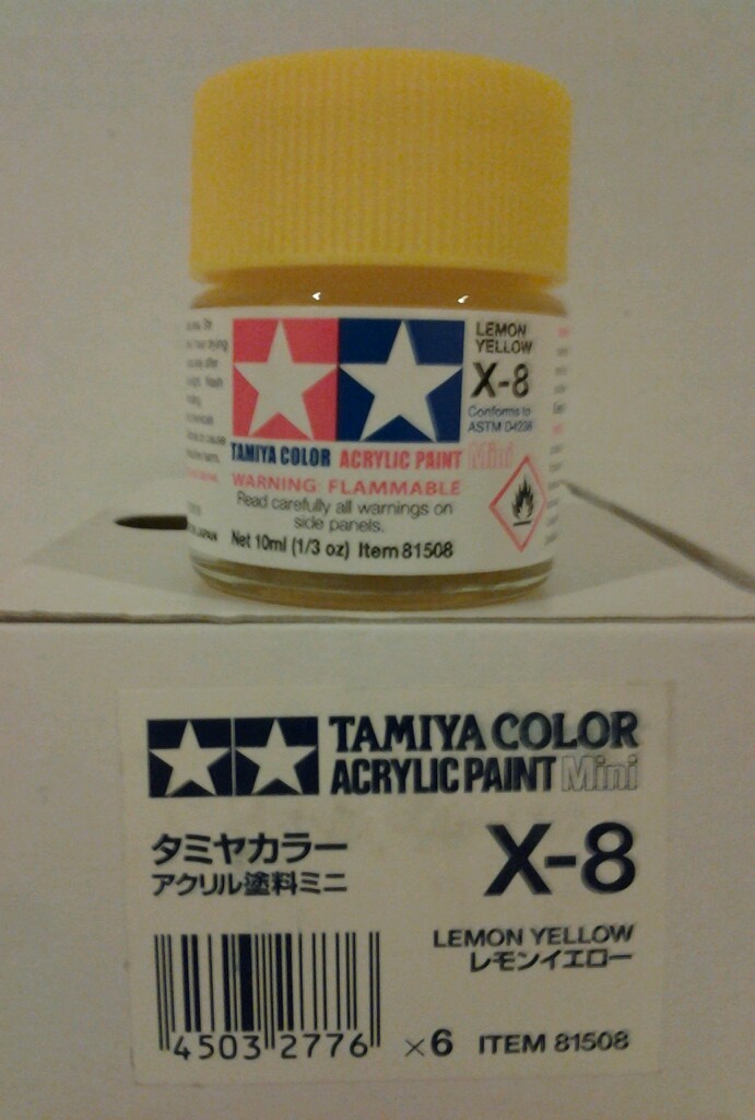 Tamiya acrylic paint. X-8 Lemon yellow. 10ml Mini.