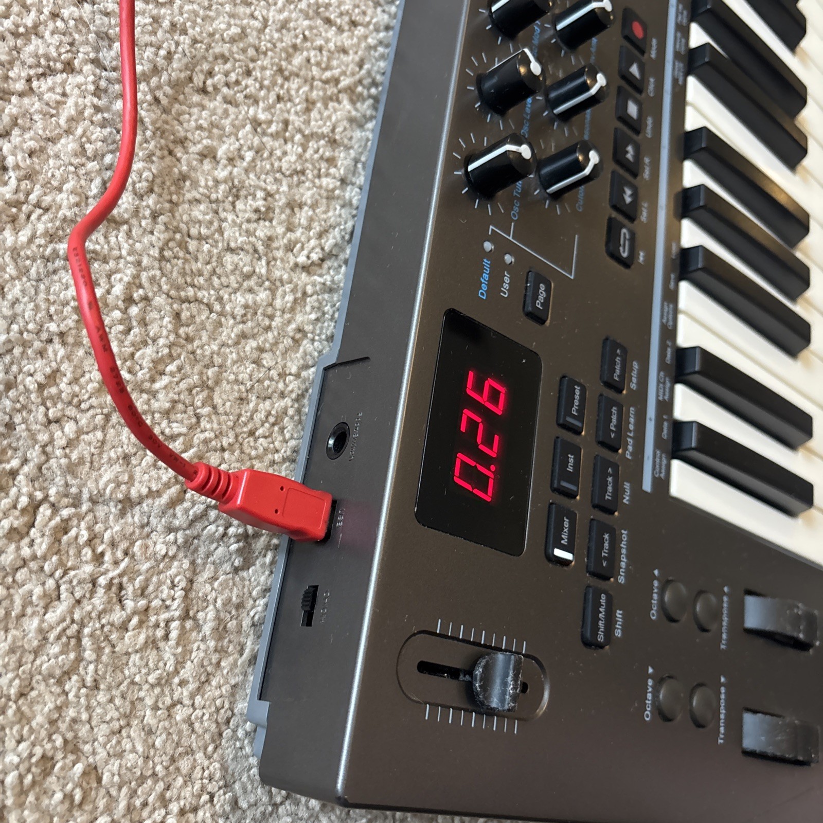 Nektar Impact LX25 USB MIDI Keyboard Controller 25-Key Drum Pads Tested