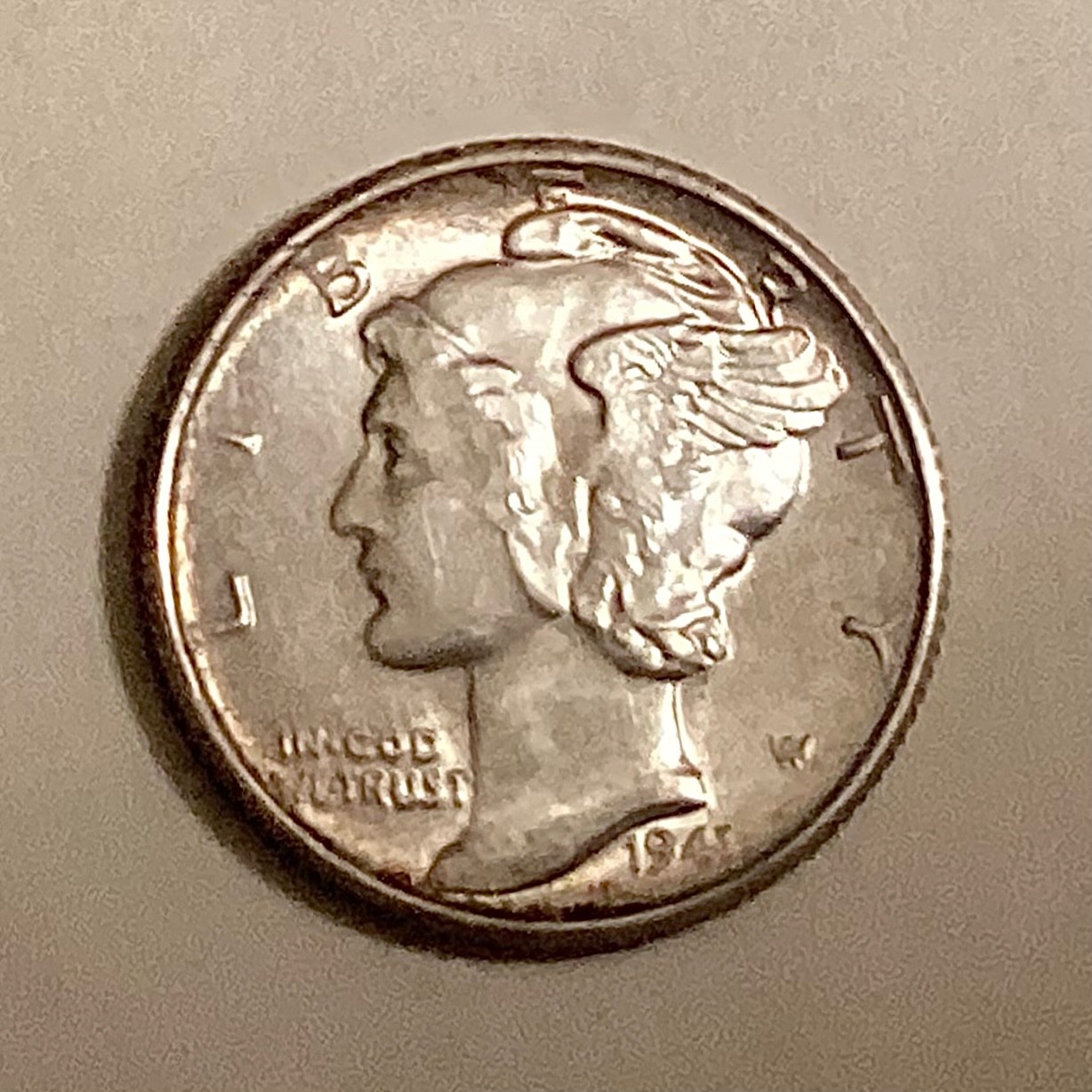 1941 S Mercury Dime 10 Cents - UNCIRCULATED UNC - FREE US SHIPPING