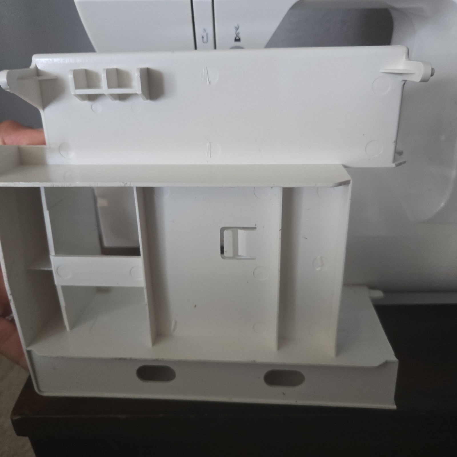 Singer Computerized Sewing Machine Tray Missing Cover Works Great