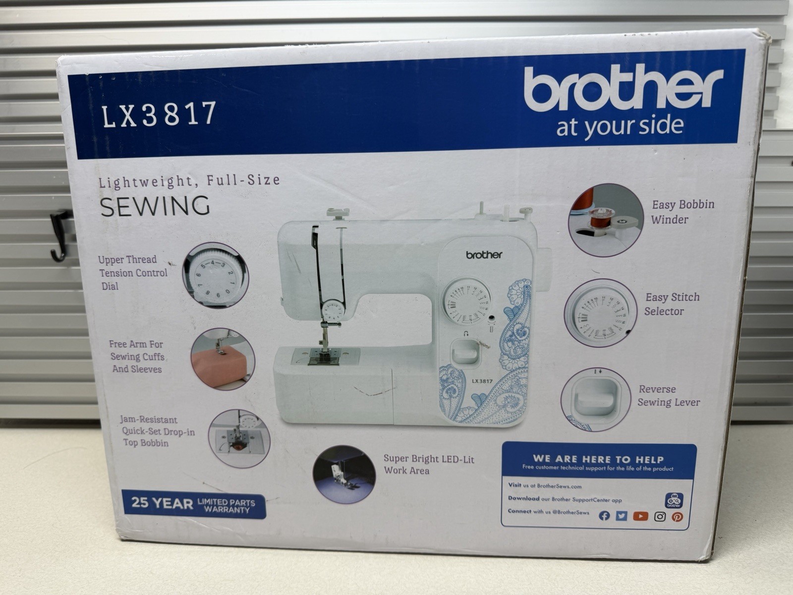 Brother LX3817 17-Stitch Full-size Sewing Machine - (LX3817) Brand NEW