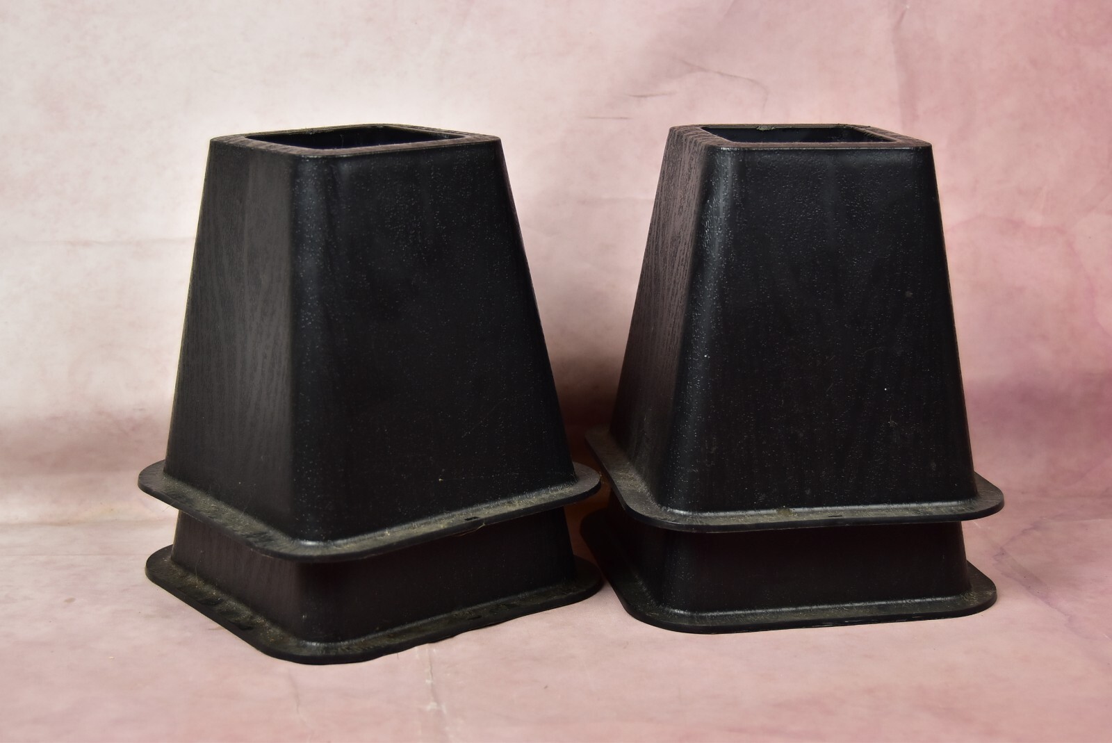 Black Wood Pattern Bed Risers (Set Of 4) Square Base Plastic 6 Inches Tall