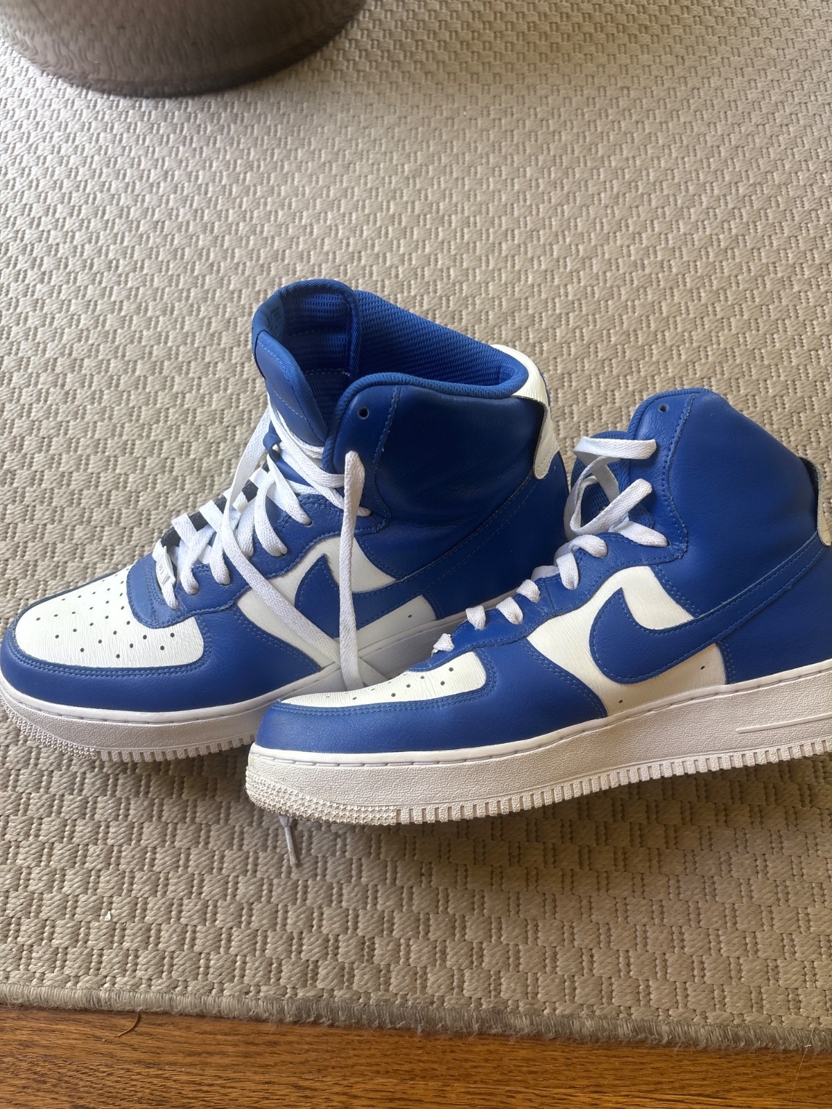 Nike Air Force 1 Mid ’07 in a blue/white colorway