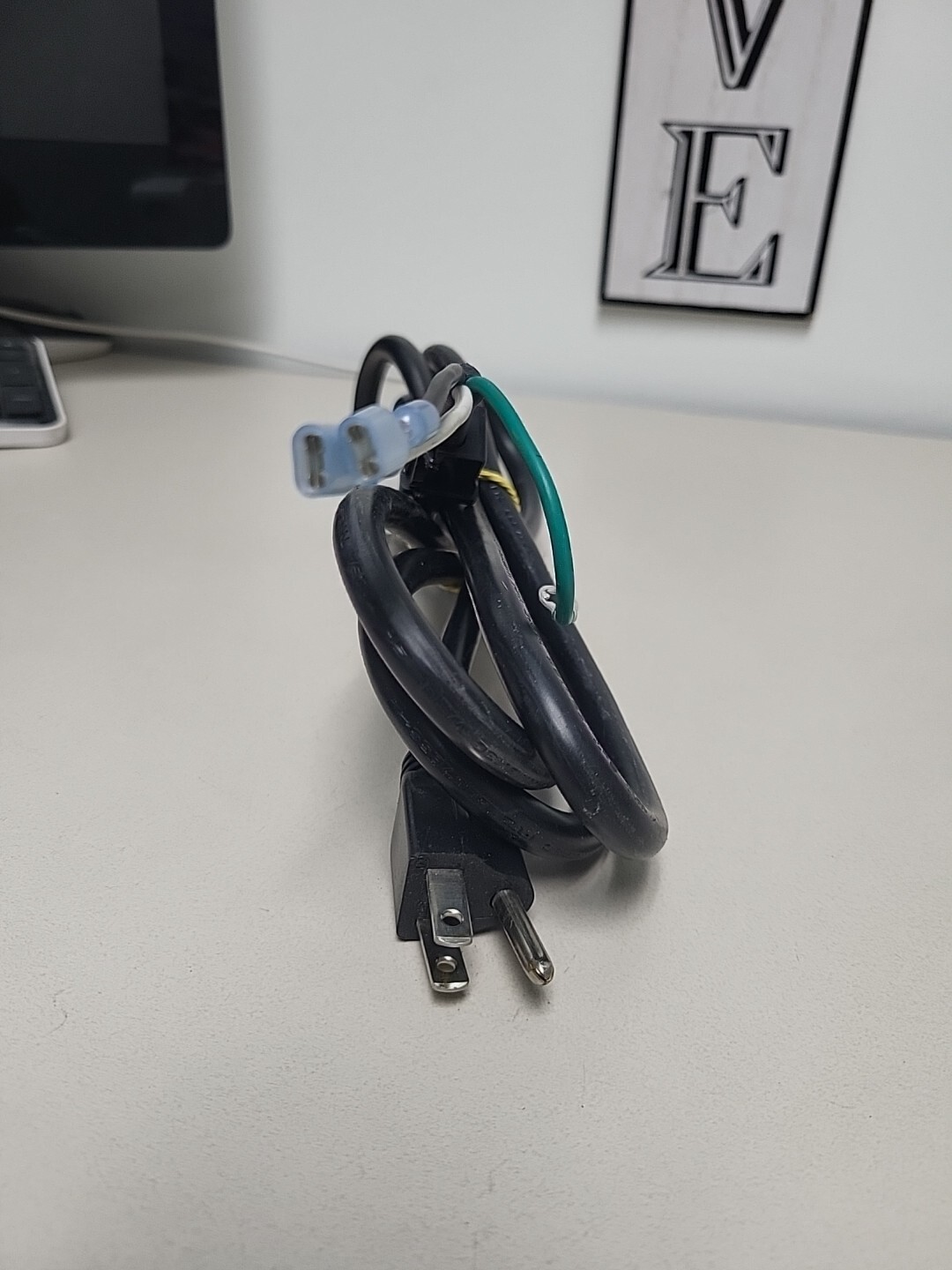 Epic 425 MX Treadmill Power Cord (88D)