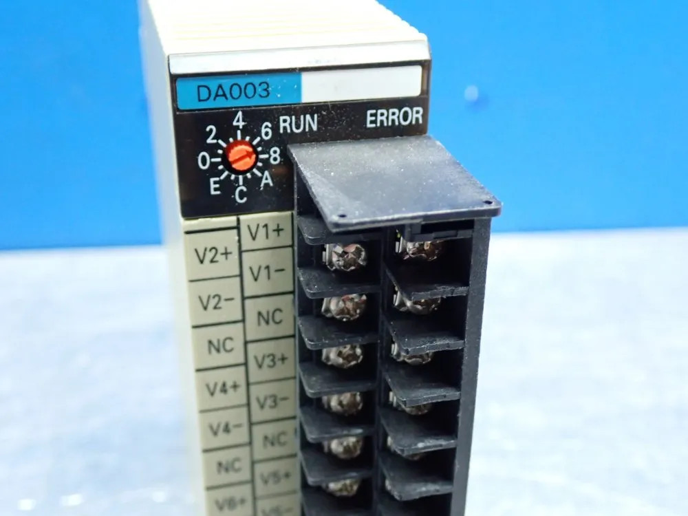 OMRON C200H-SERIES PLC EXPANSION MODULE C200H-DA003