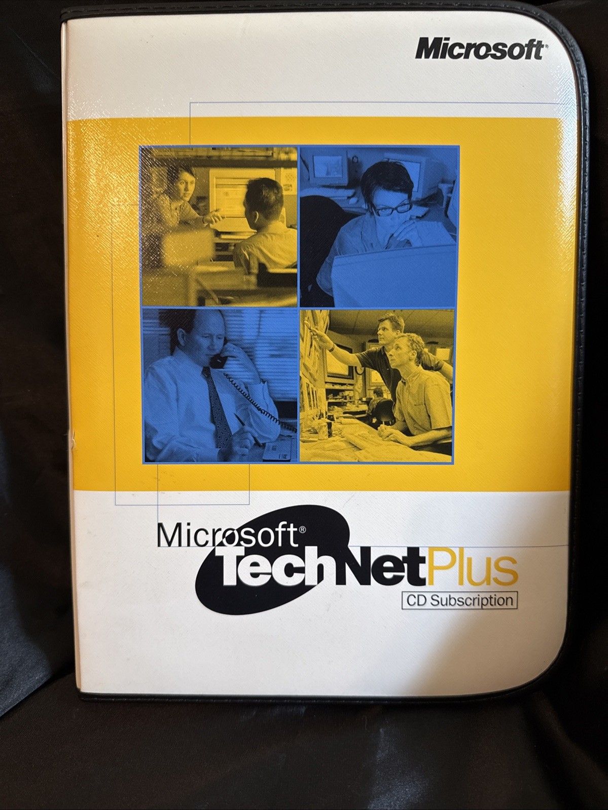 Microsoft TechNet Plus CD Subscription Binder Lot Windows & Office 2003 +4 Keys