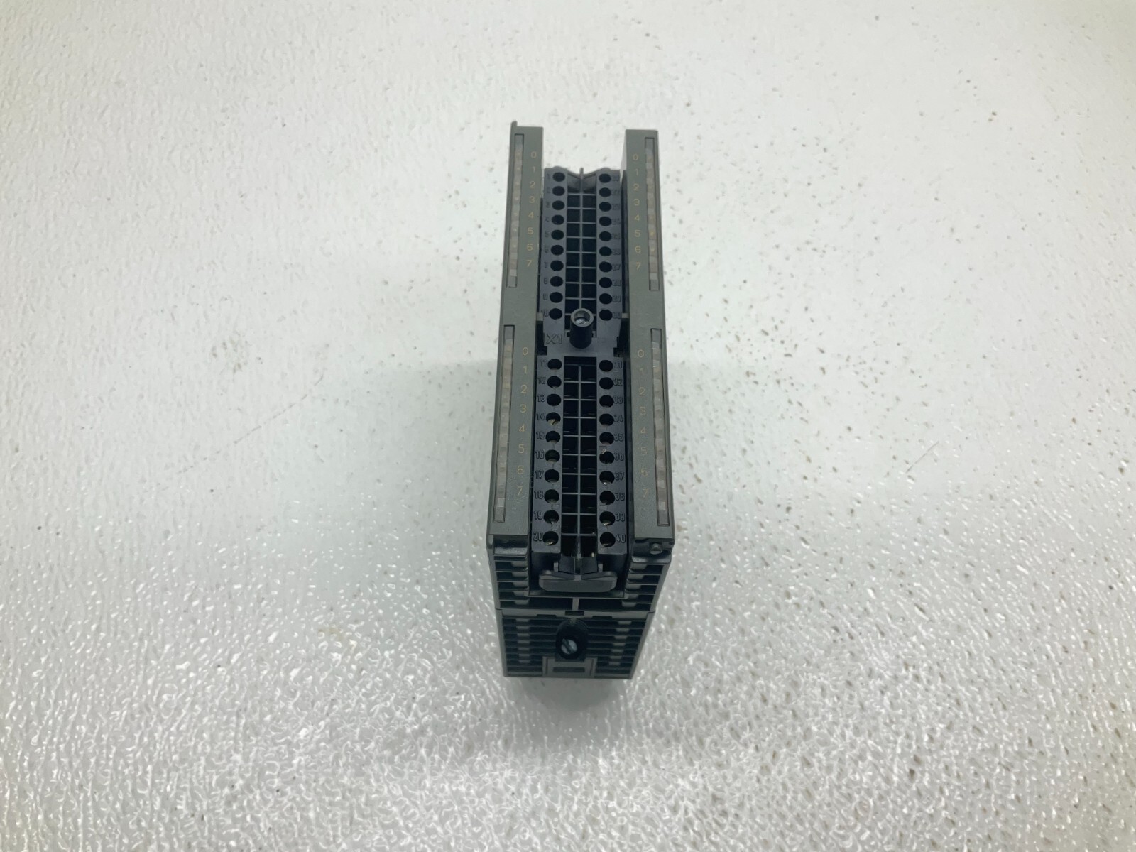 Siemens 1P 6ES7 322-1BL00-0AA0 Simatic S7 Output Module 6ES7