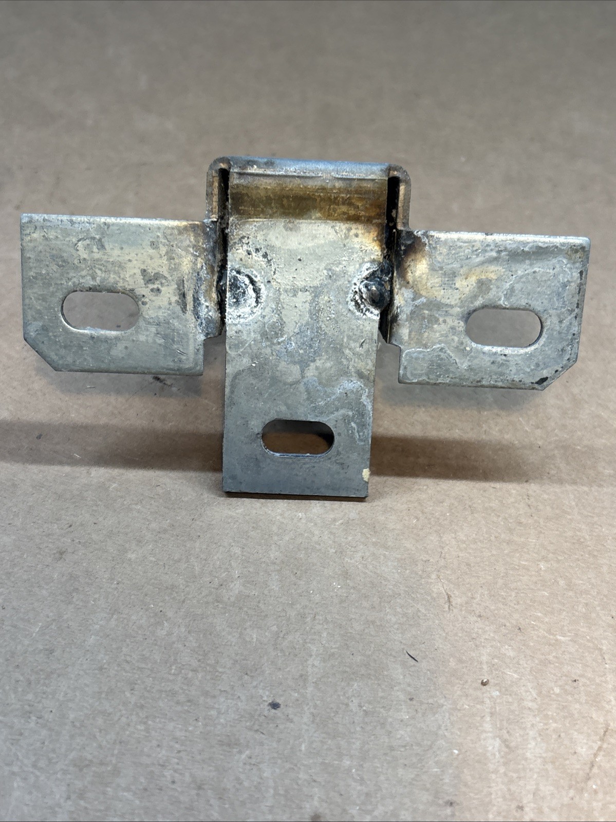 DIXIE NARCO VENDING MACH T HANDLE LOCK NUT ASSEMBLY W/MOUNTING BRACKET