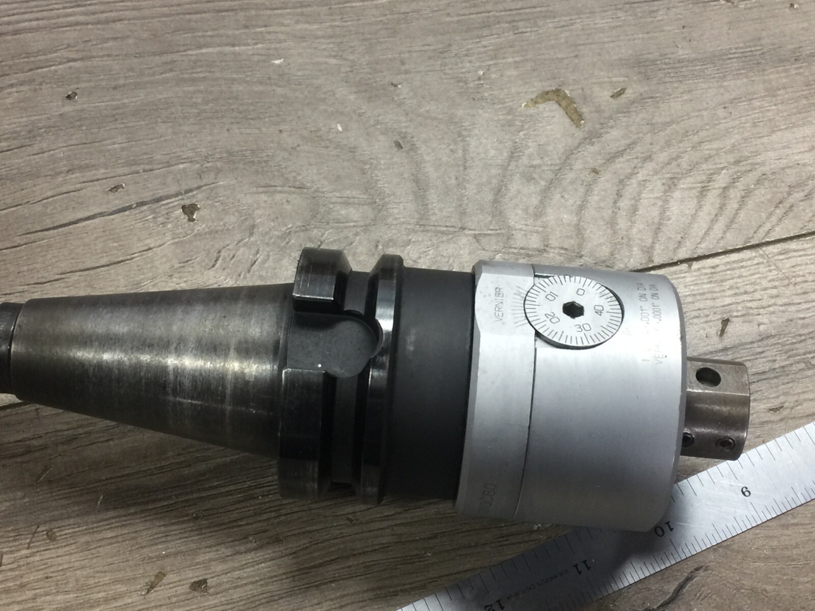 KENNAMETAL BORING HEAD TBH50A .0001 " BORING HEAD W/ BT 40 SHANK