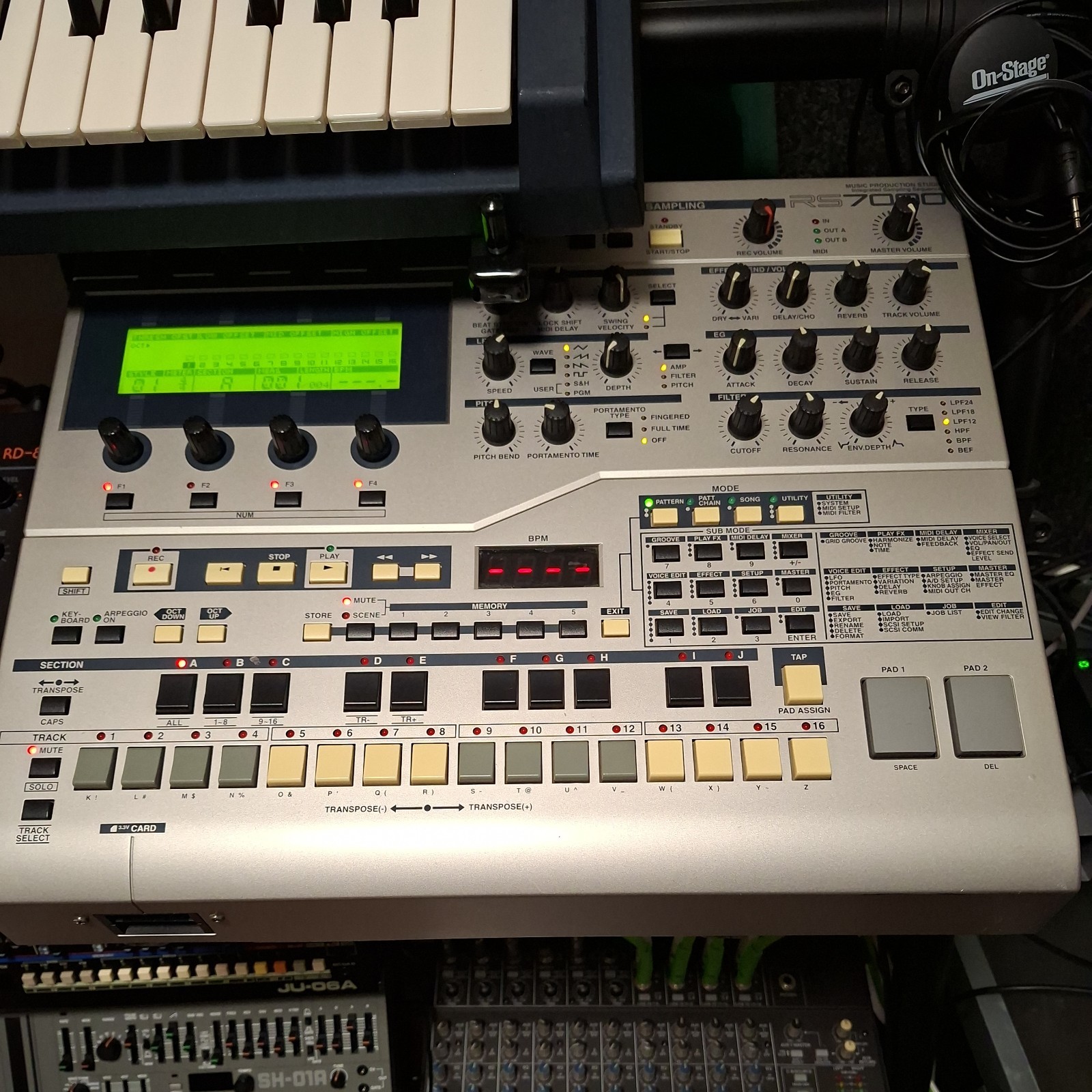 Yamaha RS7000 Music Production Studio Sequencer Sampler Groovebox used JAPAN