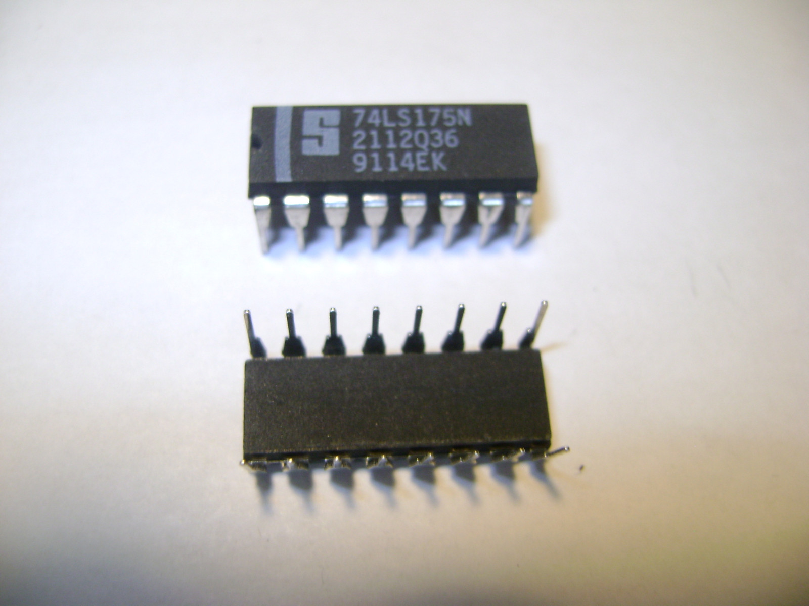 74LS175N INTEGRATED CIRCUIT IC CHIPS FROM USA DR6