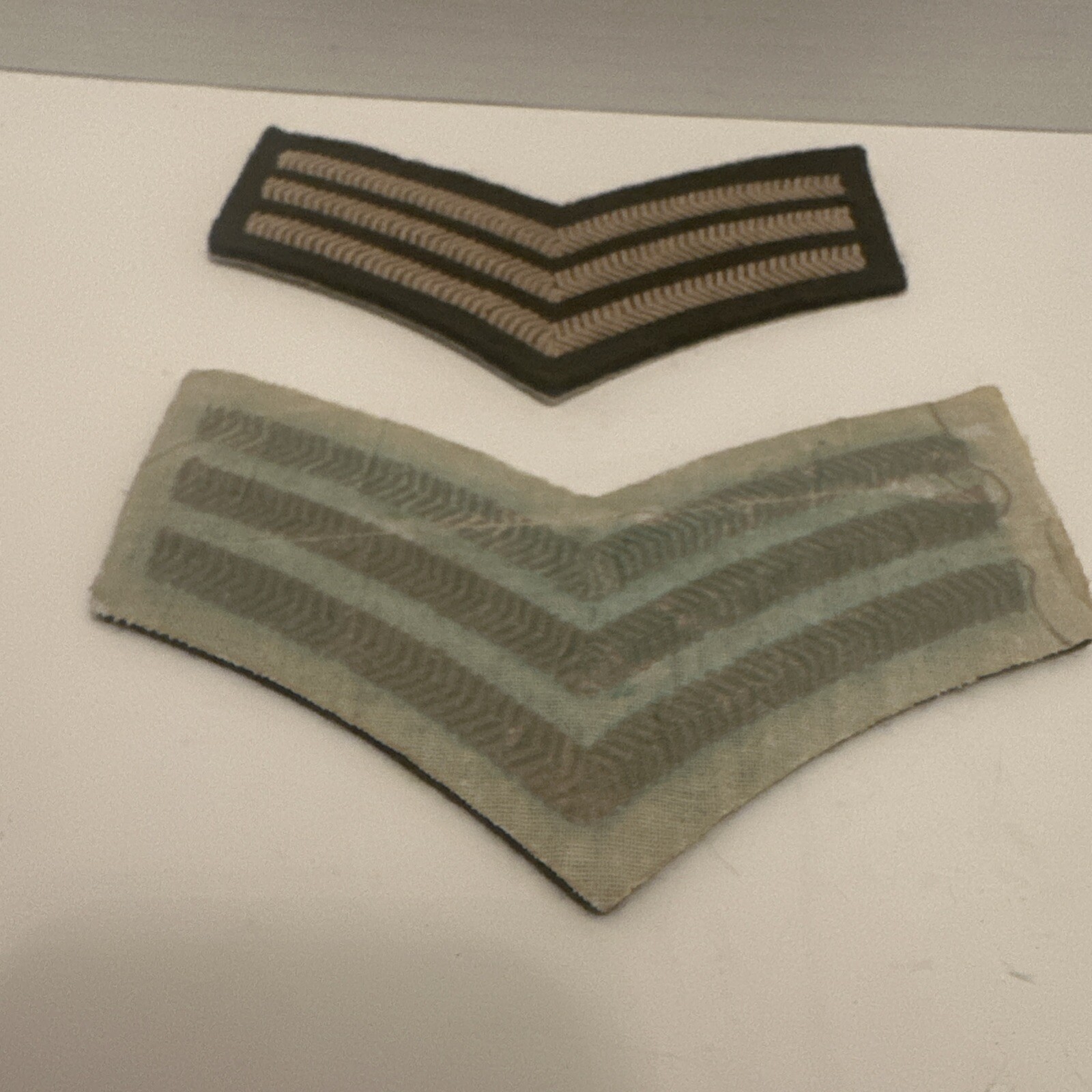 No. 2 Dress Abz. Sergeant, Pair, Guards Division, 3-Angle