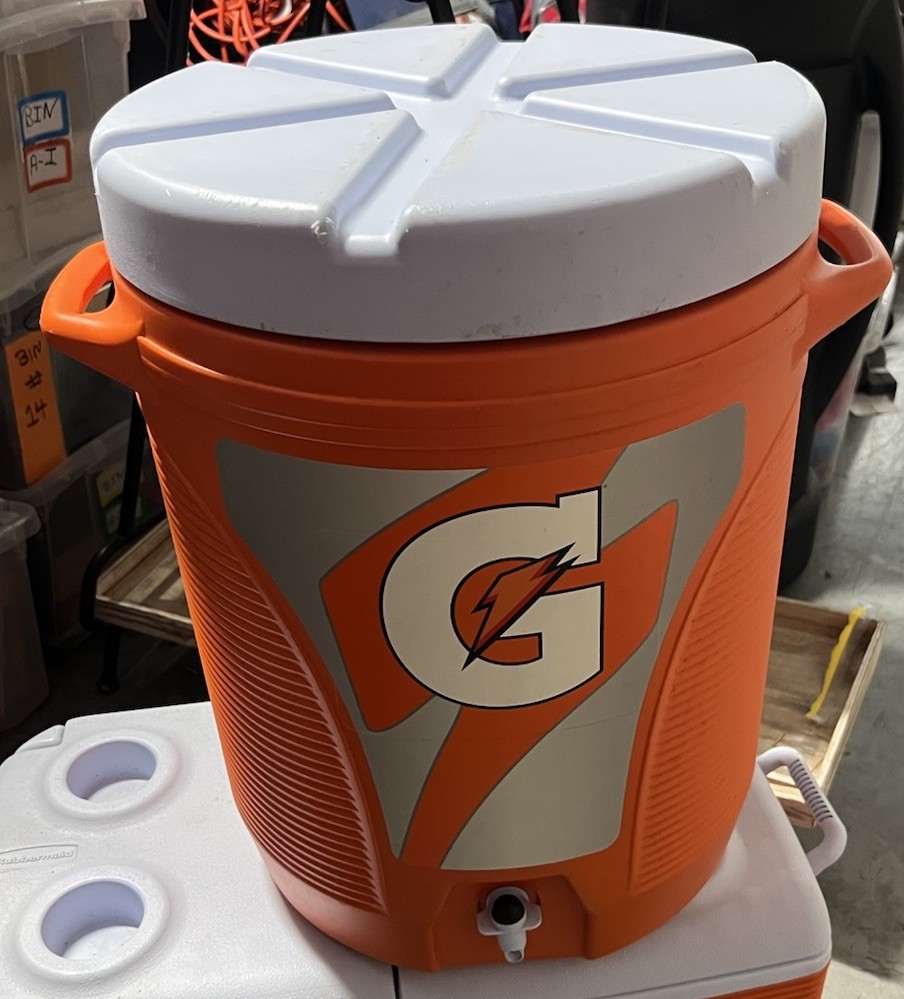Orange Rubbermaid Model 1610 - 10 Gallon Water Cooler - Gatorade Free Fast Ship