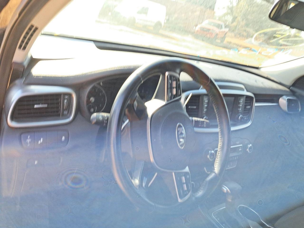SORENTO 2020 Glove Box 4867150