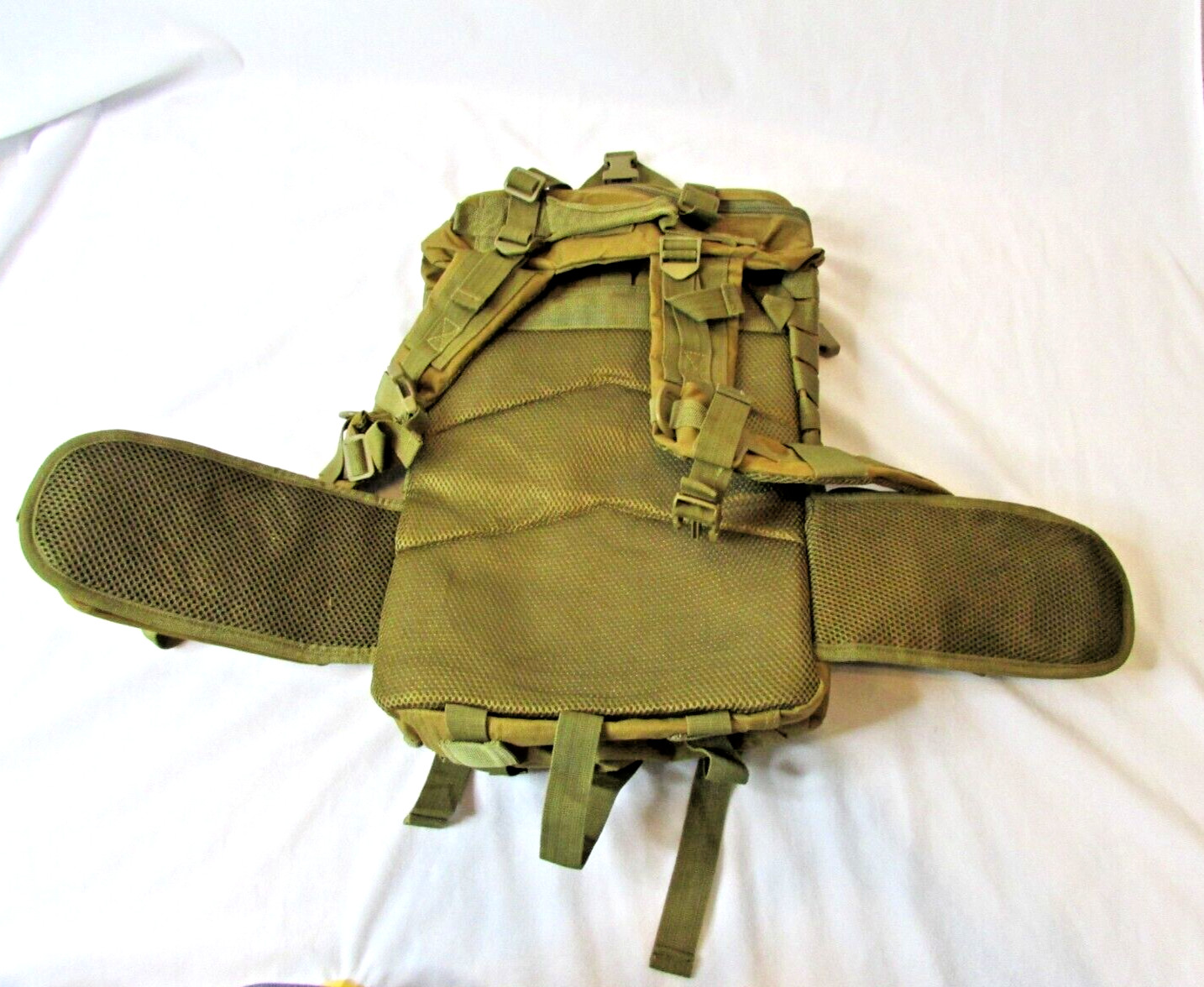 MILITARY STYLE BACK PACK Brand New