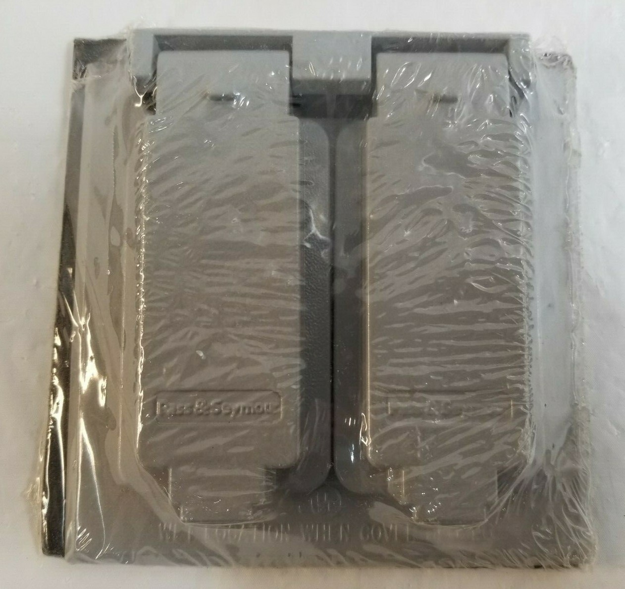 NIP PASS & SEYMOUR CA82-G Weatherproof Dual Outlet Cover Gray Cast Zinc CA82-G