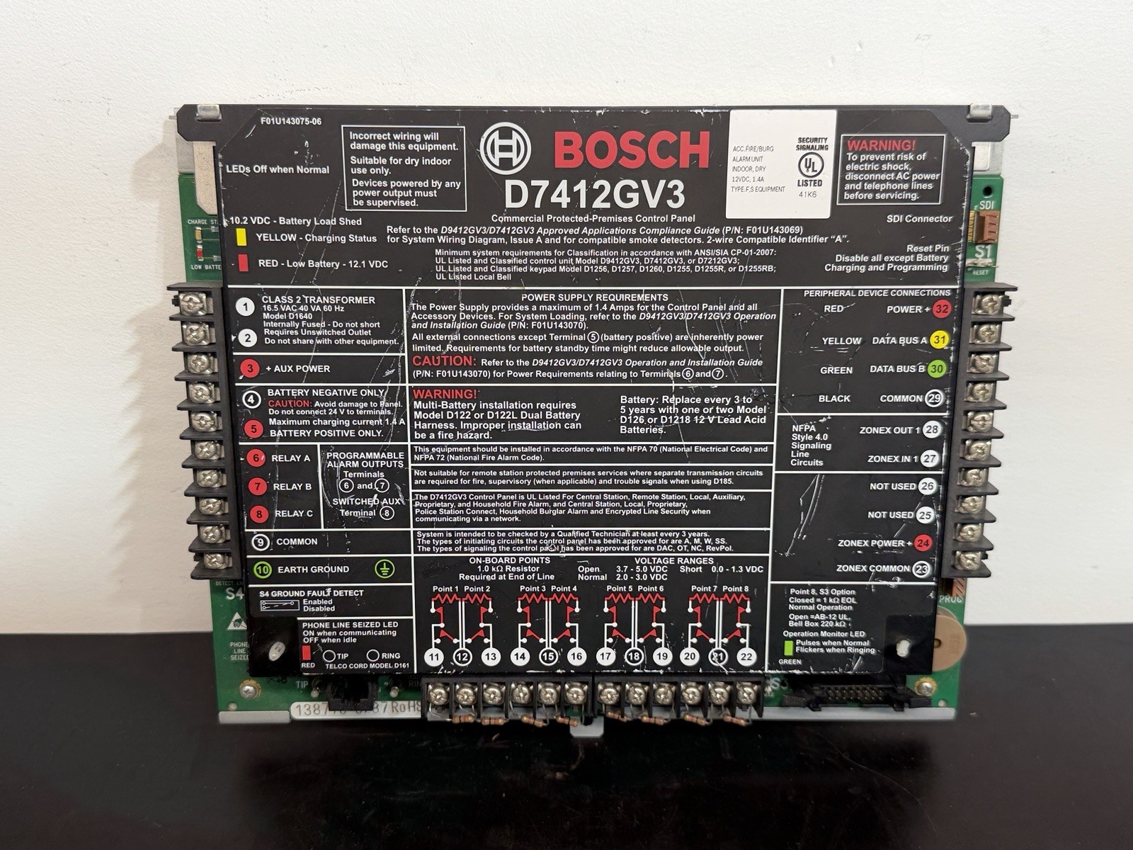 Bosch D7412GV3 Security Communicator Control Panel