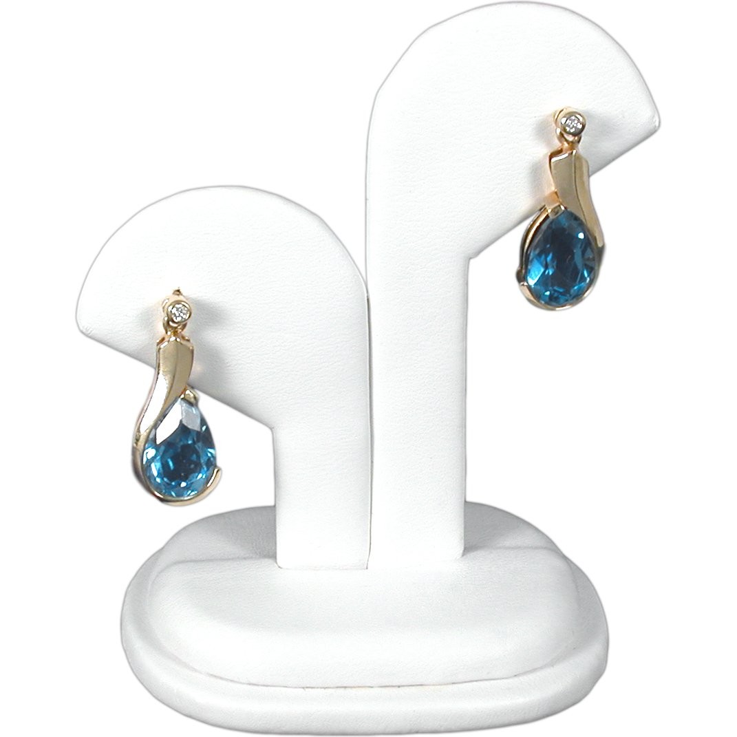 White Faux Leather Earring Jewelry Display Stand 2 1/4" x 2 15/16"