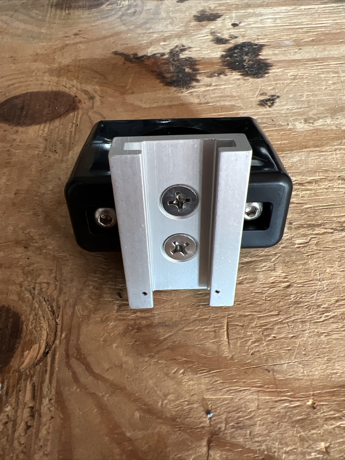 Pryor Humidifier fixing clip bracket For MR850 Fischer and Paykel Humidifier