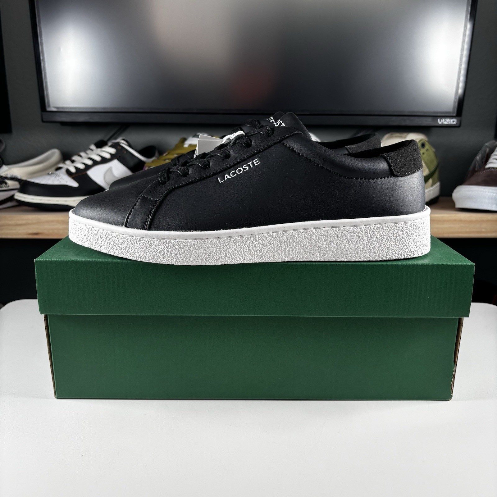 Sz 10 Lacoste Courtderby Leather Sneakers Mens Black White 749CMA0043312 NEW
