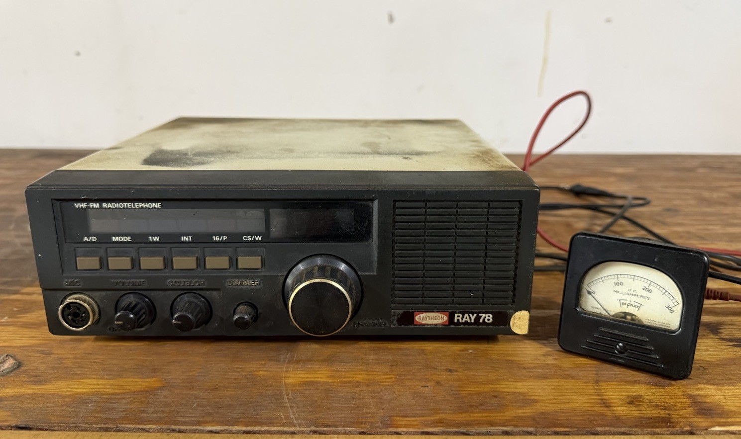 Raytheon Ray 78 VHF FM Marine Radiotelephone Boat Radio w Meter Untested