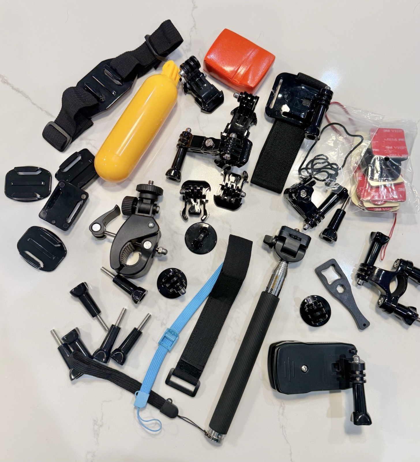 GoPro HERO Session Accessory Bundle - Mounts, Straps, Case, Floaty