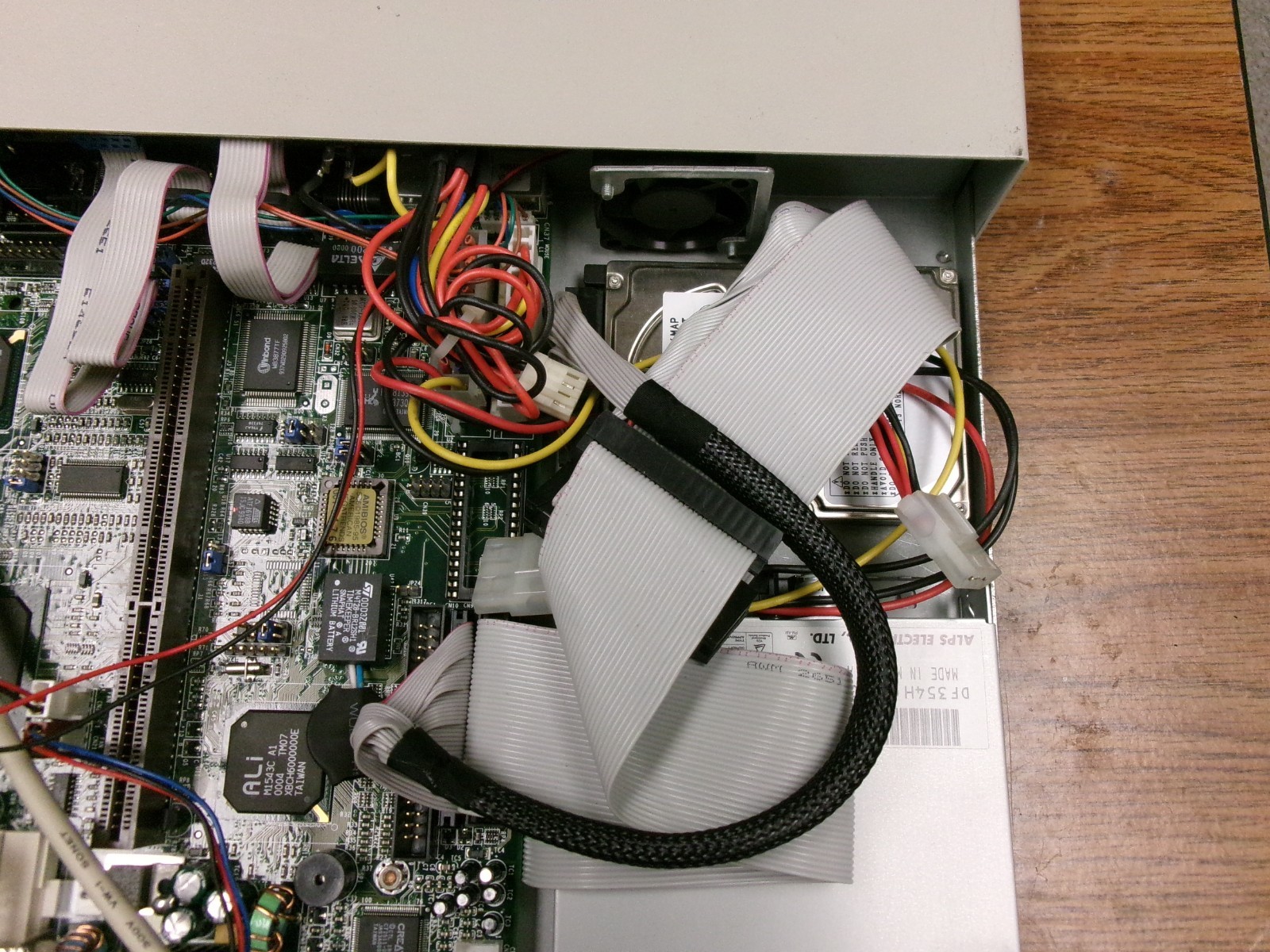 Vintage PREH Windows 98 Computer NEW not working