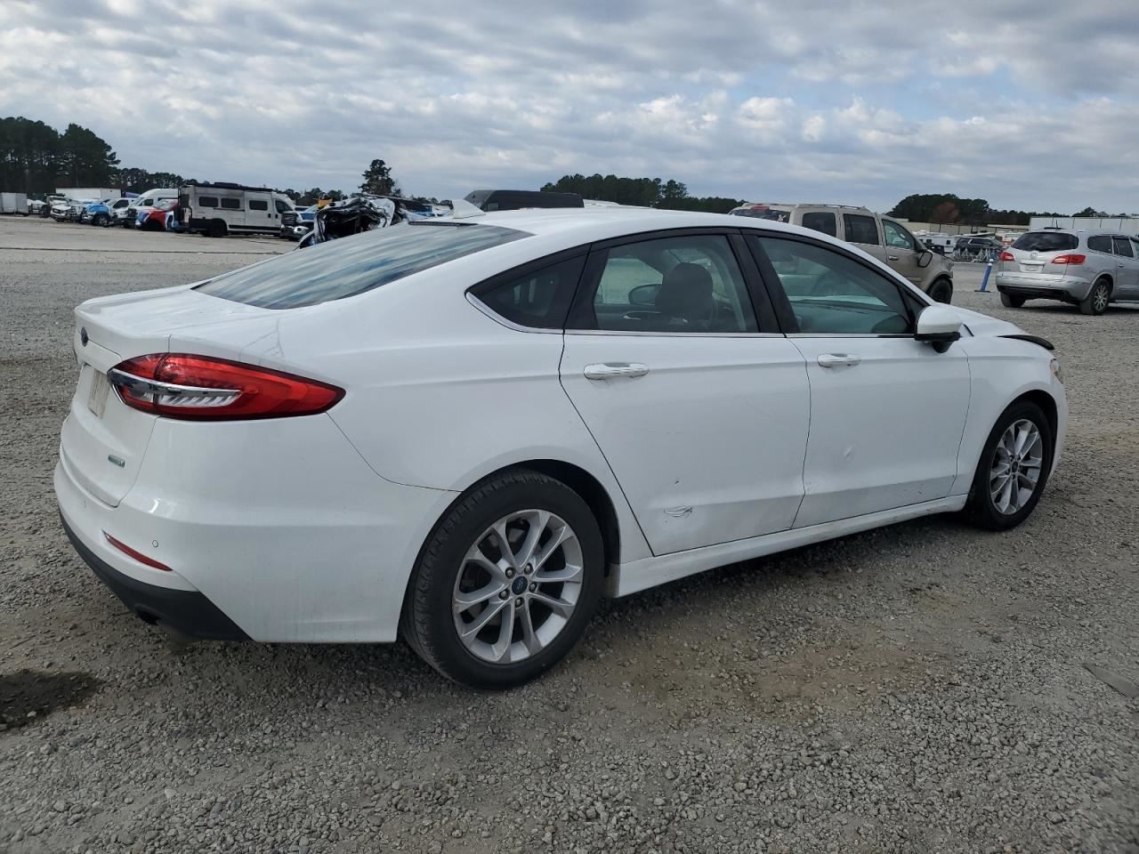 Fuse Box Engine Without Rain Sensor Fits 17-20 FUSION 4963100