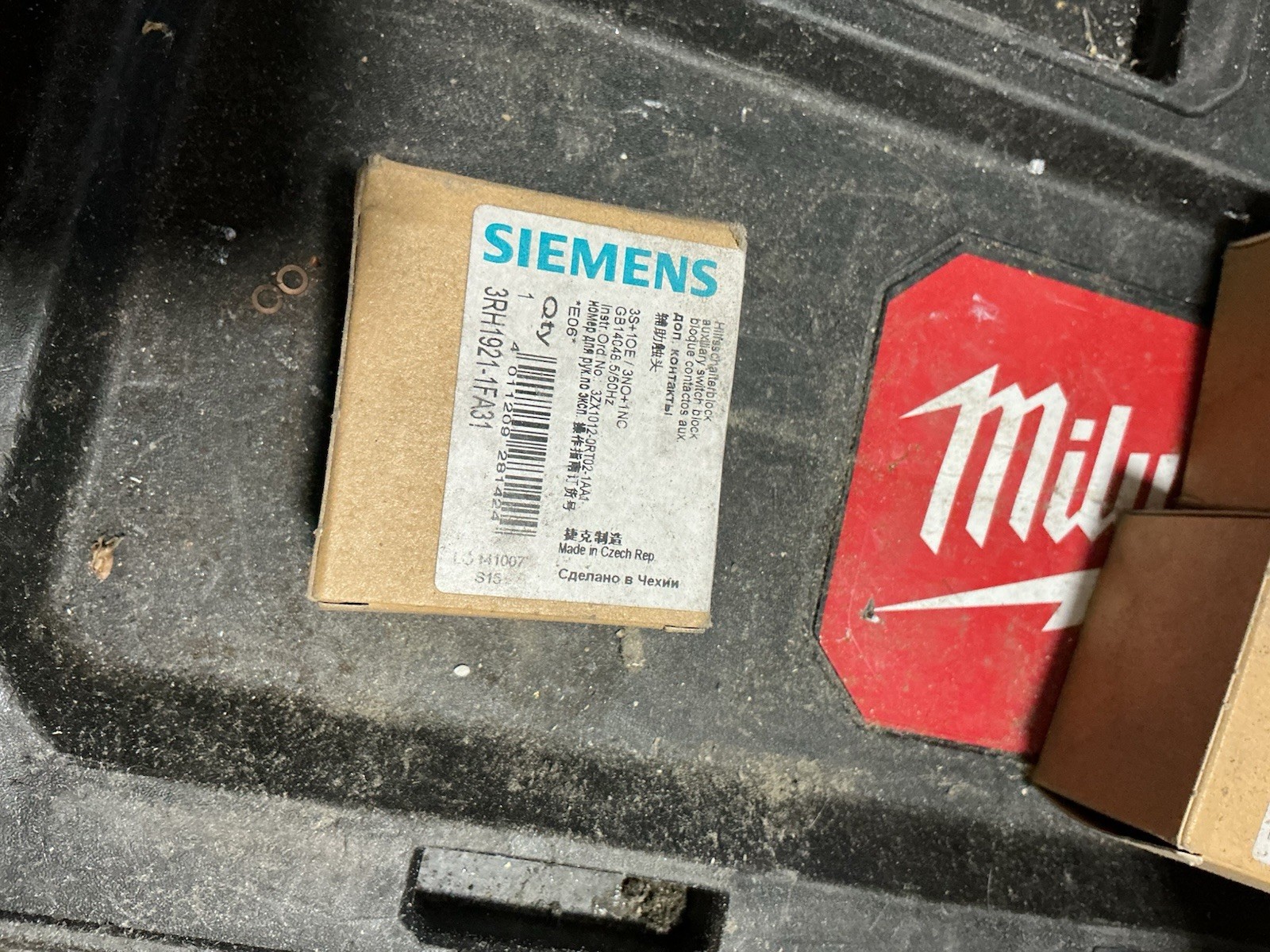 Siemens Auxiliary Switch Block Model 3RH1921-1FA31 MPN 3RH1921-1FA31 B3
