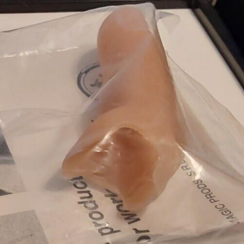 Finger Tip by Vernet Magic Trick - Close-Up Street Magic