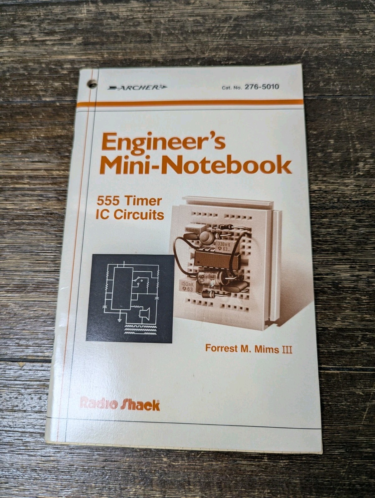 Radio Shack Engineer's Mini-Notebook 555 Timer IC Circuits 276-5010