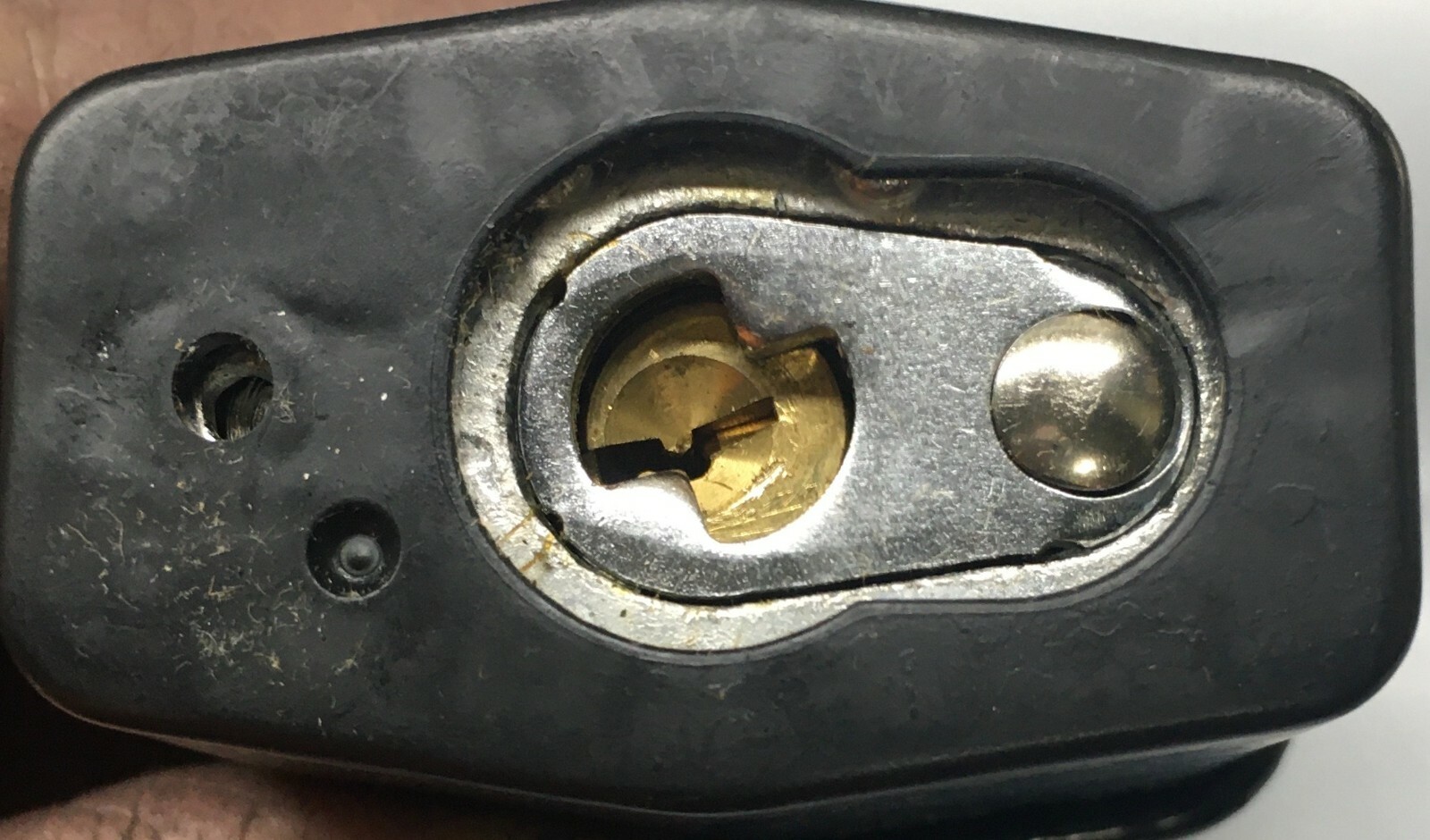 Master Lock Padlock 6325KA Re-Keyable M25 Keyway
