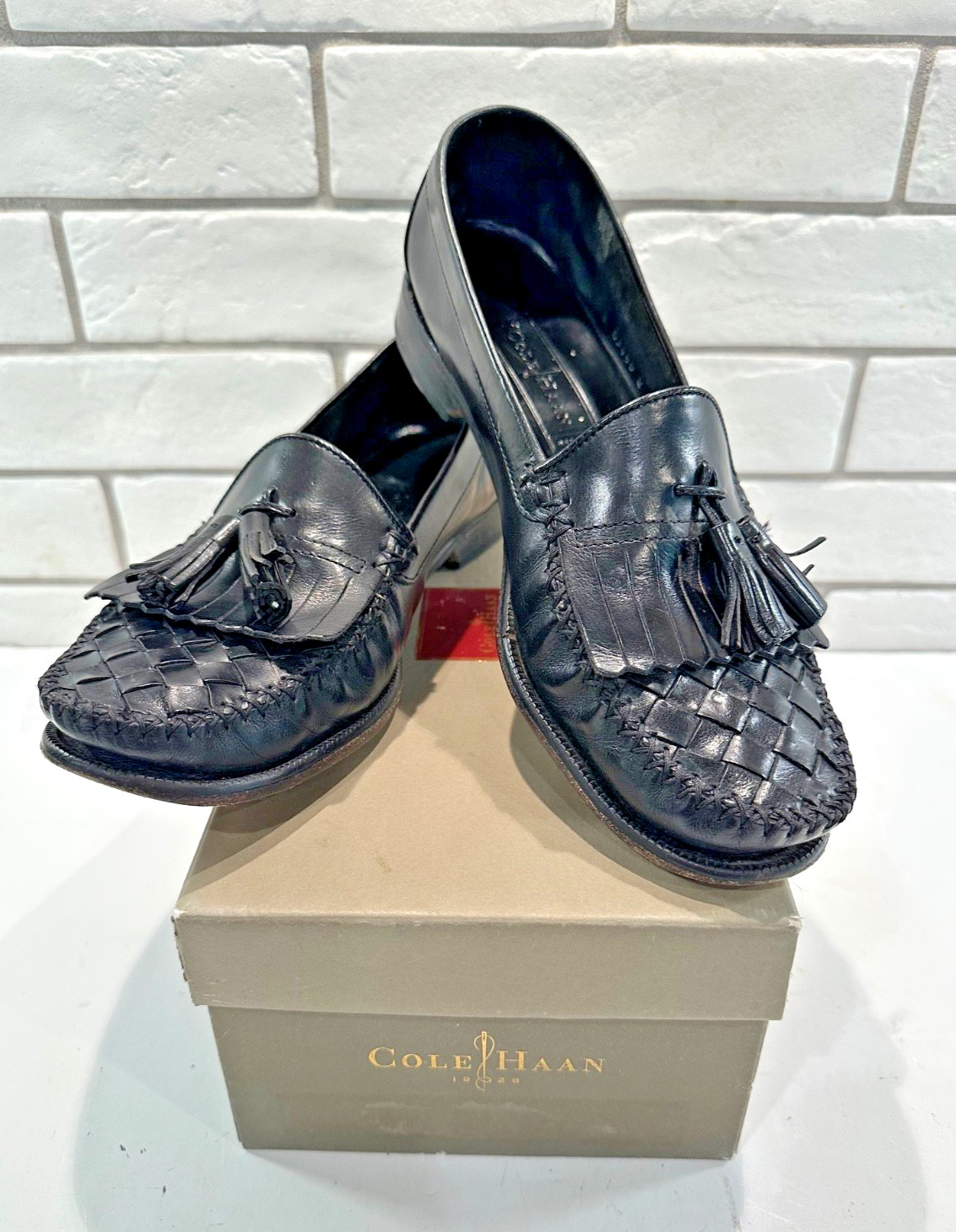 Cole Haan Mens Black Braided Toe Tasseled Loafer sz 9.5D (S1627)