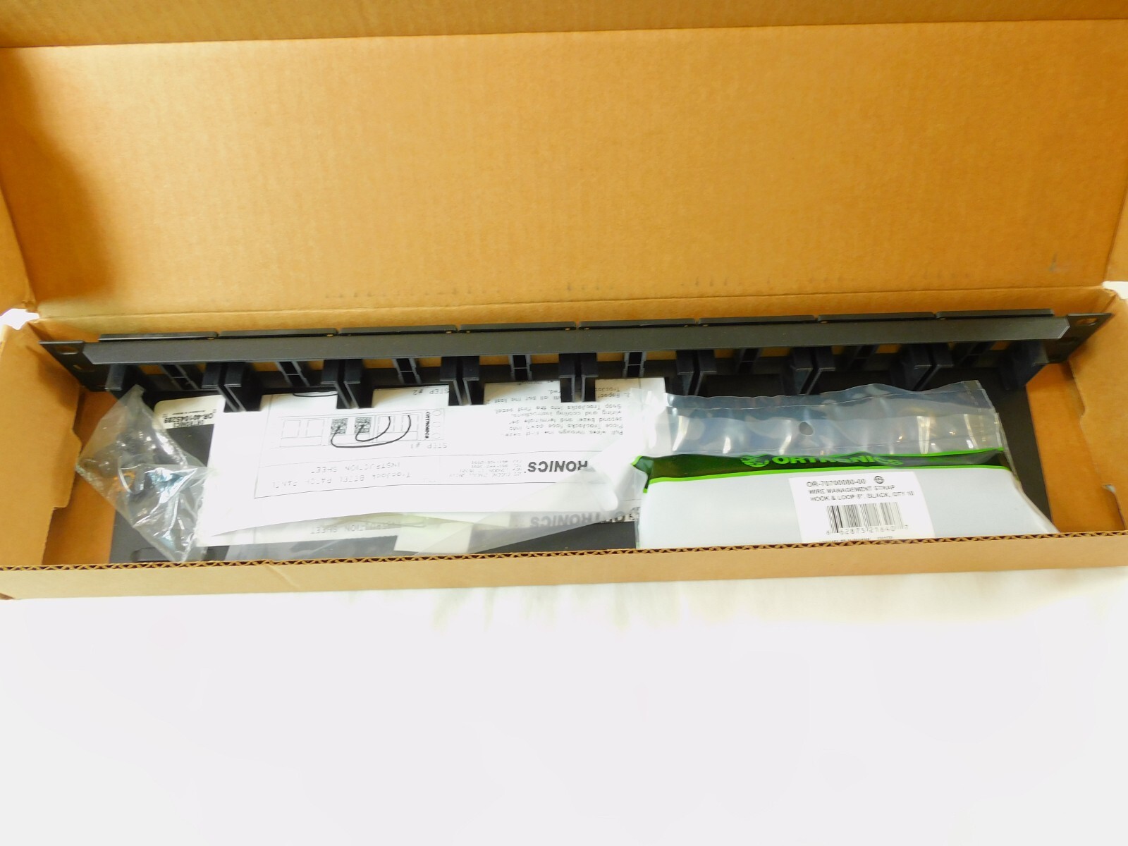 TracJack Patch Panel Kit for 16 modules 401045289 Ortronics - Unloaded - NEW