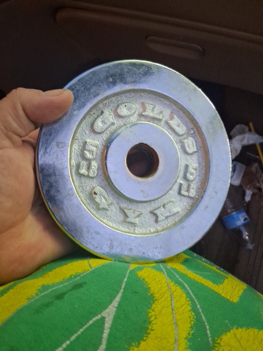 Gold's Gym 5 lb. Weight Plate 2.3 kg with 1 inch Center Hole Excellent