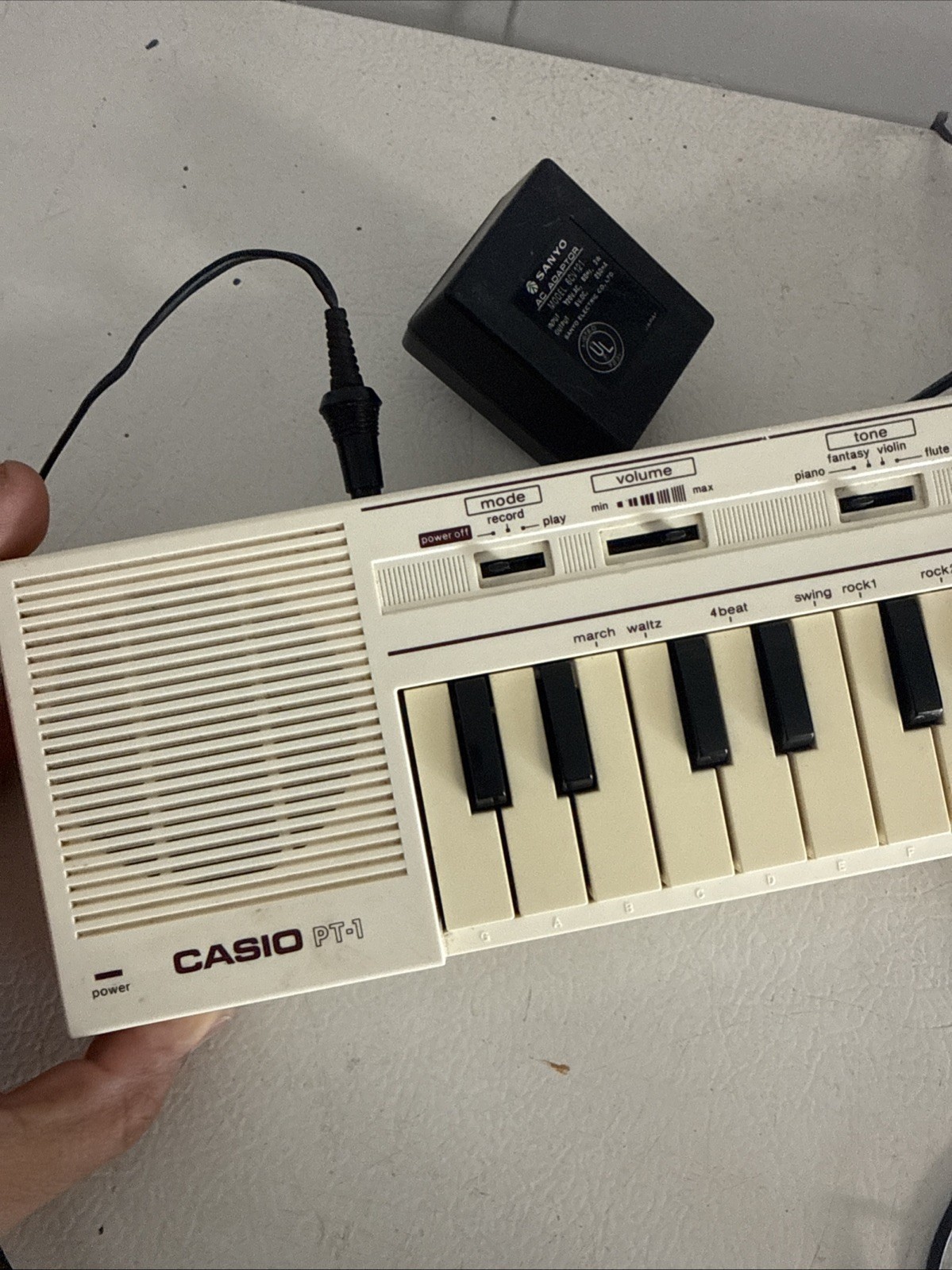Casio PT-1 Mini Keyboard 29 Key Vintage TESTED / WORKING