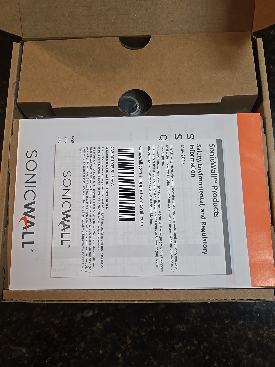 SonicWall SOHO 250 2YR AGSS Cloud Management Network Security (02-SSC-2229) #B