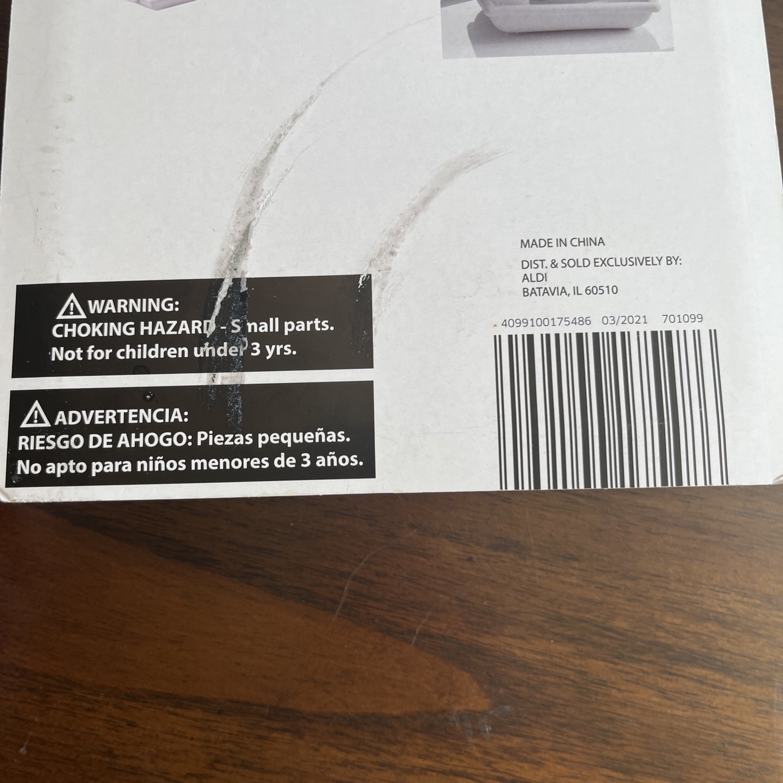 Easy Home Cool Cable Organizers 4 pack W/ Lightning Bolt USB Bites